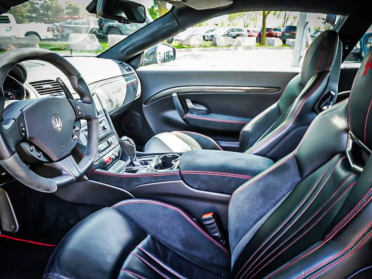 Maserati GranTurismo снимка Maserati GranTurismo