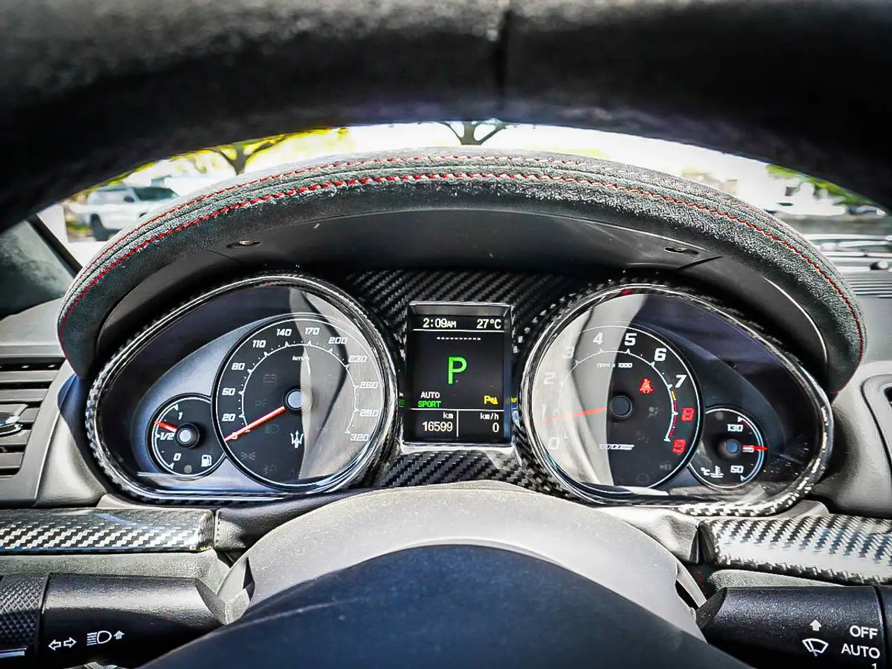 Maserati GranTurismo снимка Maserati GranTurismo