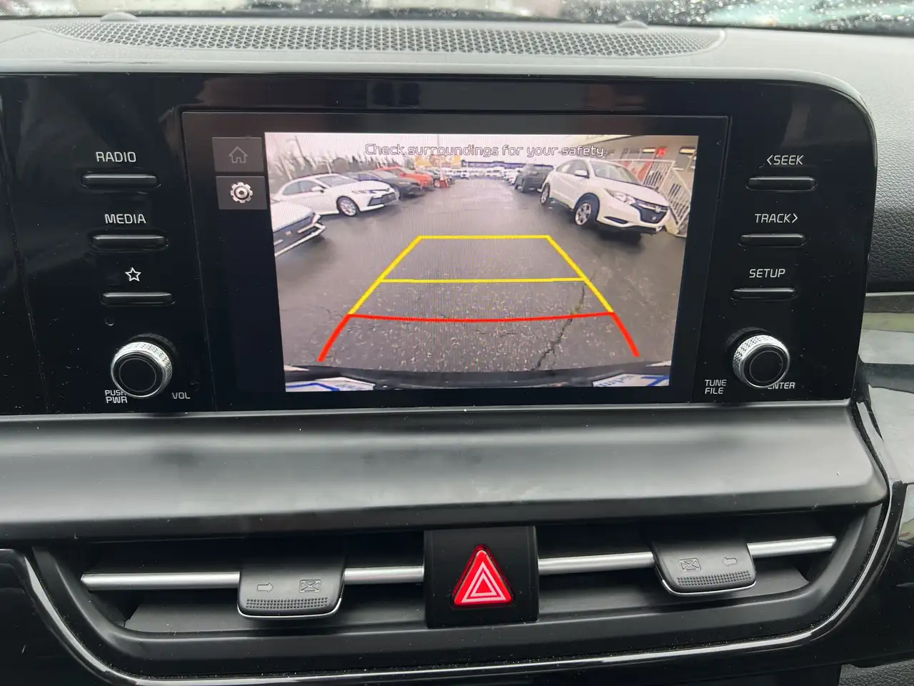 Kia Seltos снимка Kia Seltos