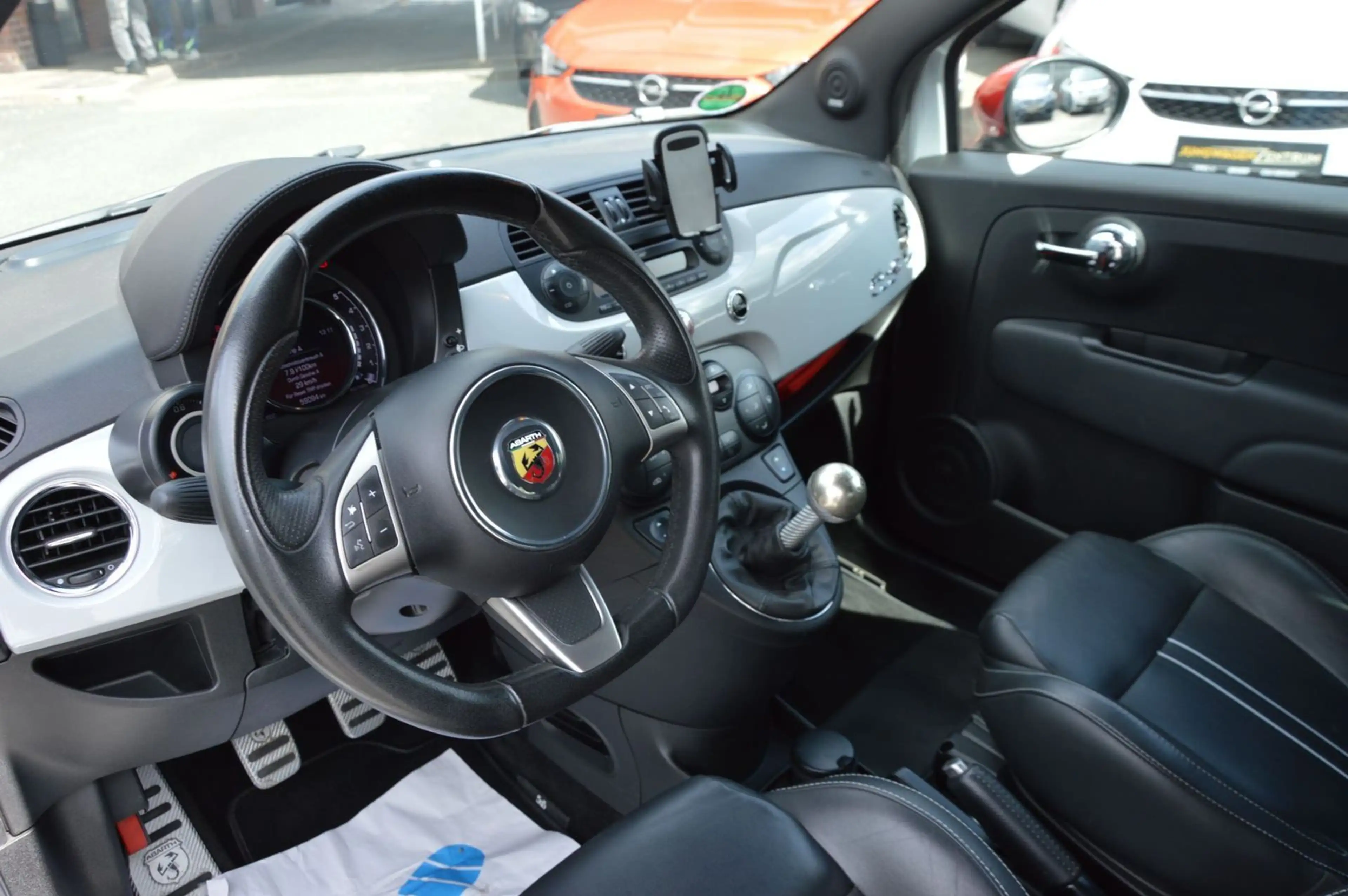 Abarth 595C C 1,4 Abarth Turismo"MONZA"XEN"INTERSC"PDC" — photo 10