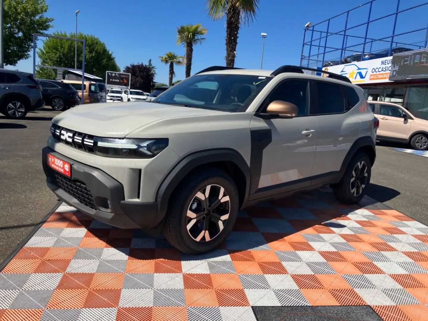 Dacia Duster Mild Hybrid 130 BV6 4X2 EXTREME Pack Hiver Beige - 1