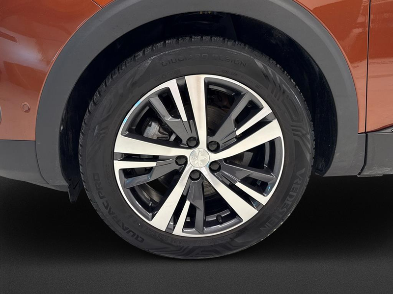 Peugeot 5008 1.2 Hybrid 136 Allure Pack — photo 7