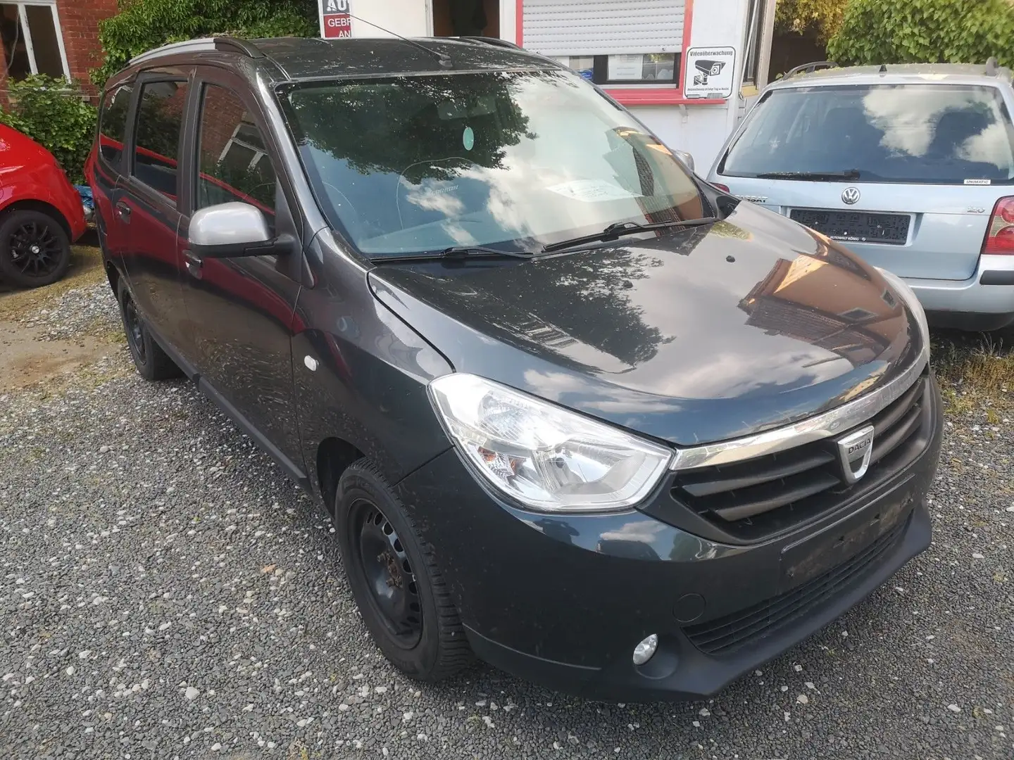 Dacia Lodgy 1,2l 116PS AHK STEUERKETTE NEU! Grau - 1