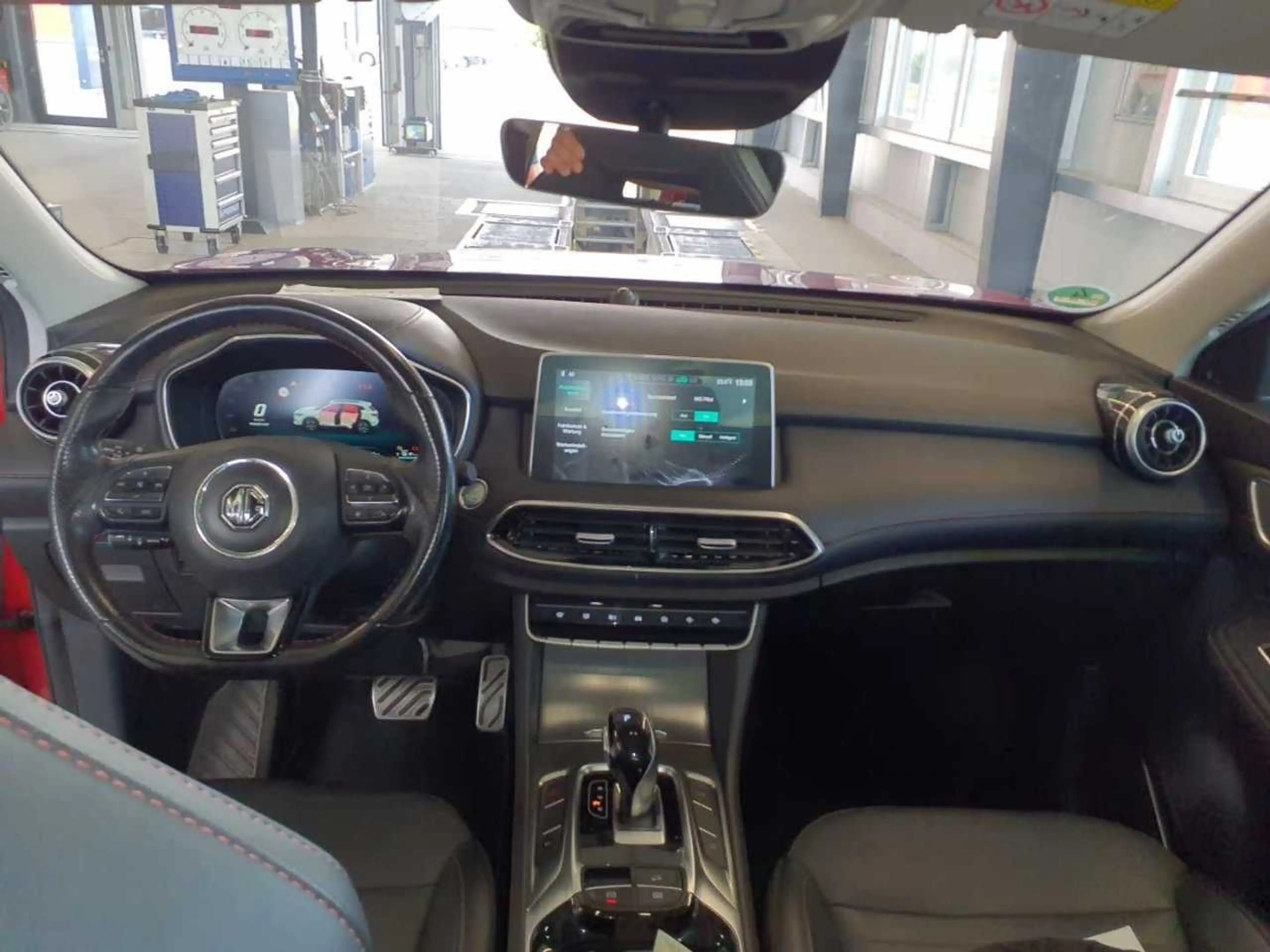 MG HS E Luxury PHEV 360° Pano S-Dach SpoSi ACC BLIS — photo 6
