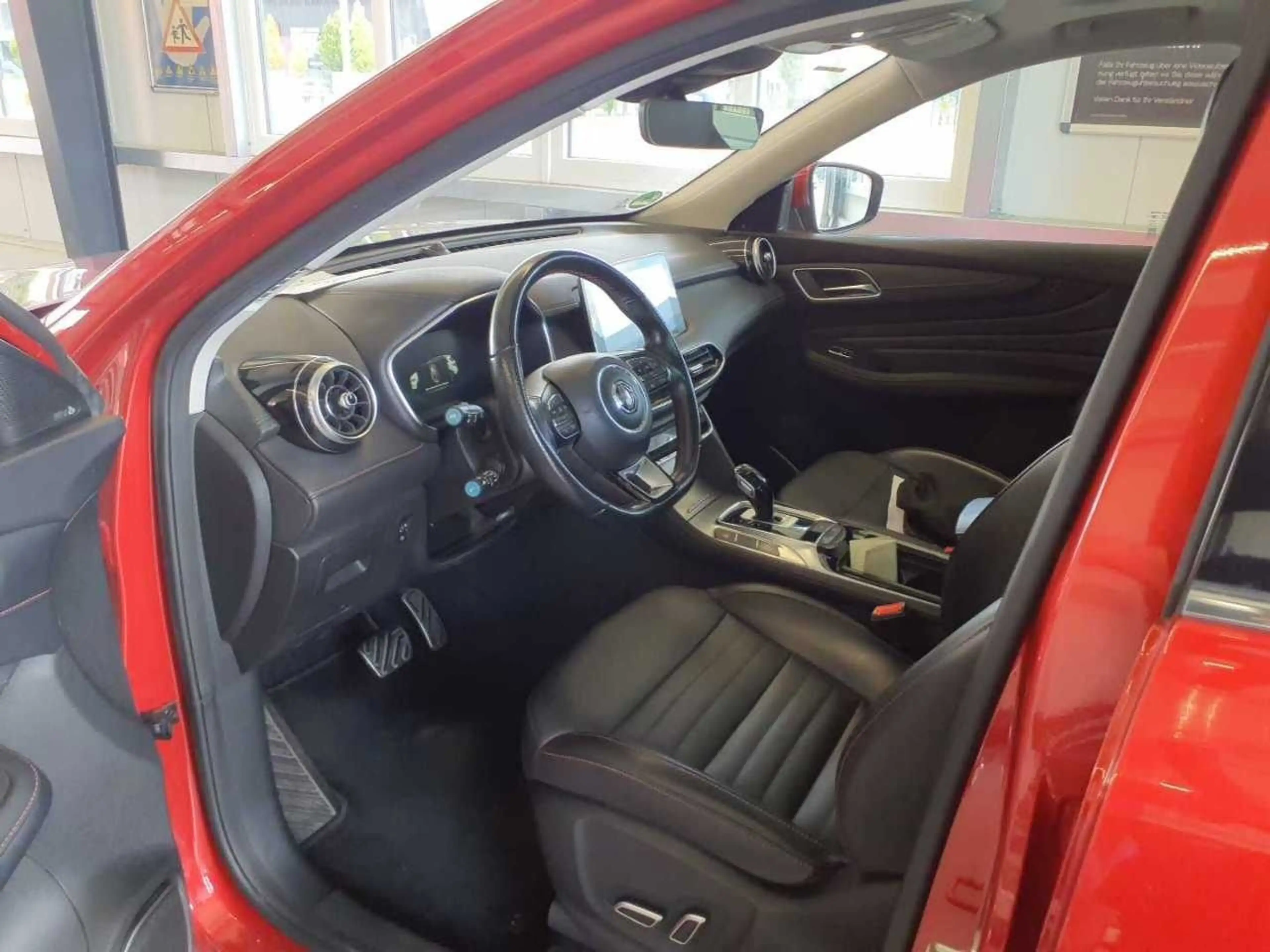MG HS E Luxury PHEV 360° Pano S-Dach SpoSi ACC BLIS — photo 9