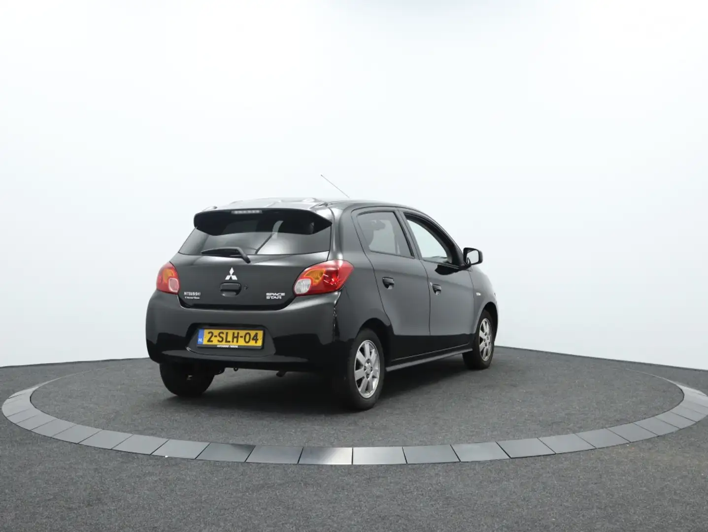Mitsubishi Space Star 1.2 Intense Automaat | Keyless entry | Climate con Zwart - 2