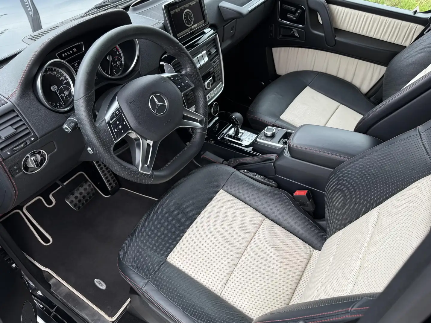 Mercedes-Benz G 350 Bluetec Designo | Trekhaak | Distronic | HarmanKar Zwart - 2