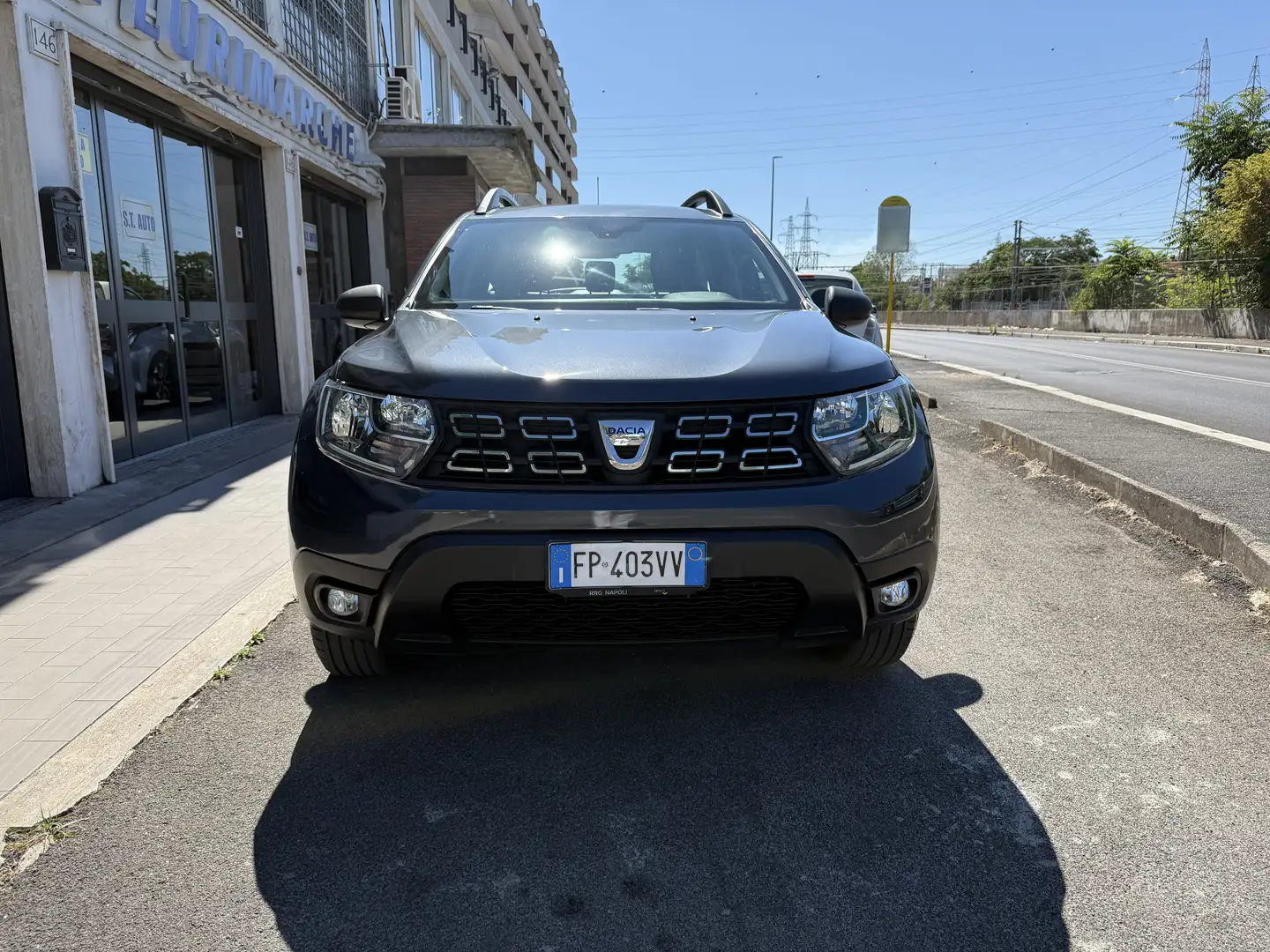 Dacia Duster 1.6 *UNIPRO* *MOTORE E CAMBIO PERFETTI* Gris - 1