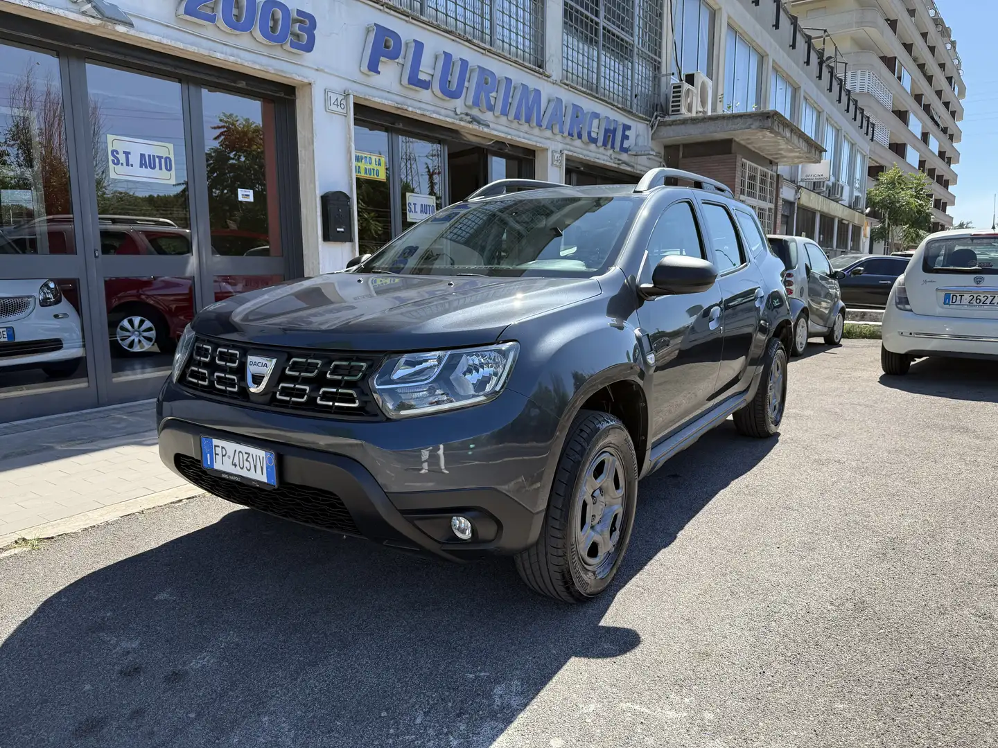Dacia Duster 1.6 *UNIPRO* *MOTORE E CAMBIO PERFETTI* Gris - 2