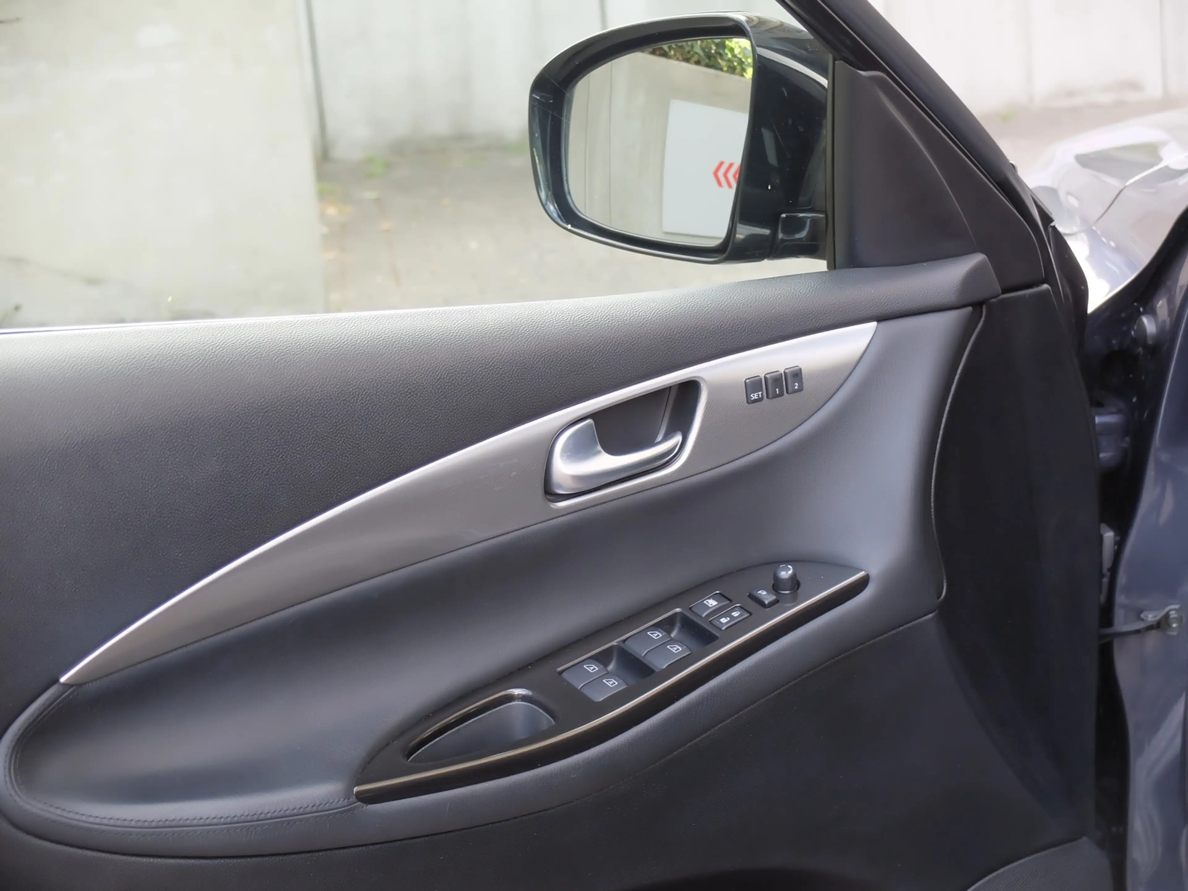 Infiniti 37 aus 1.Hand LPG Gasanlage — photo 10