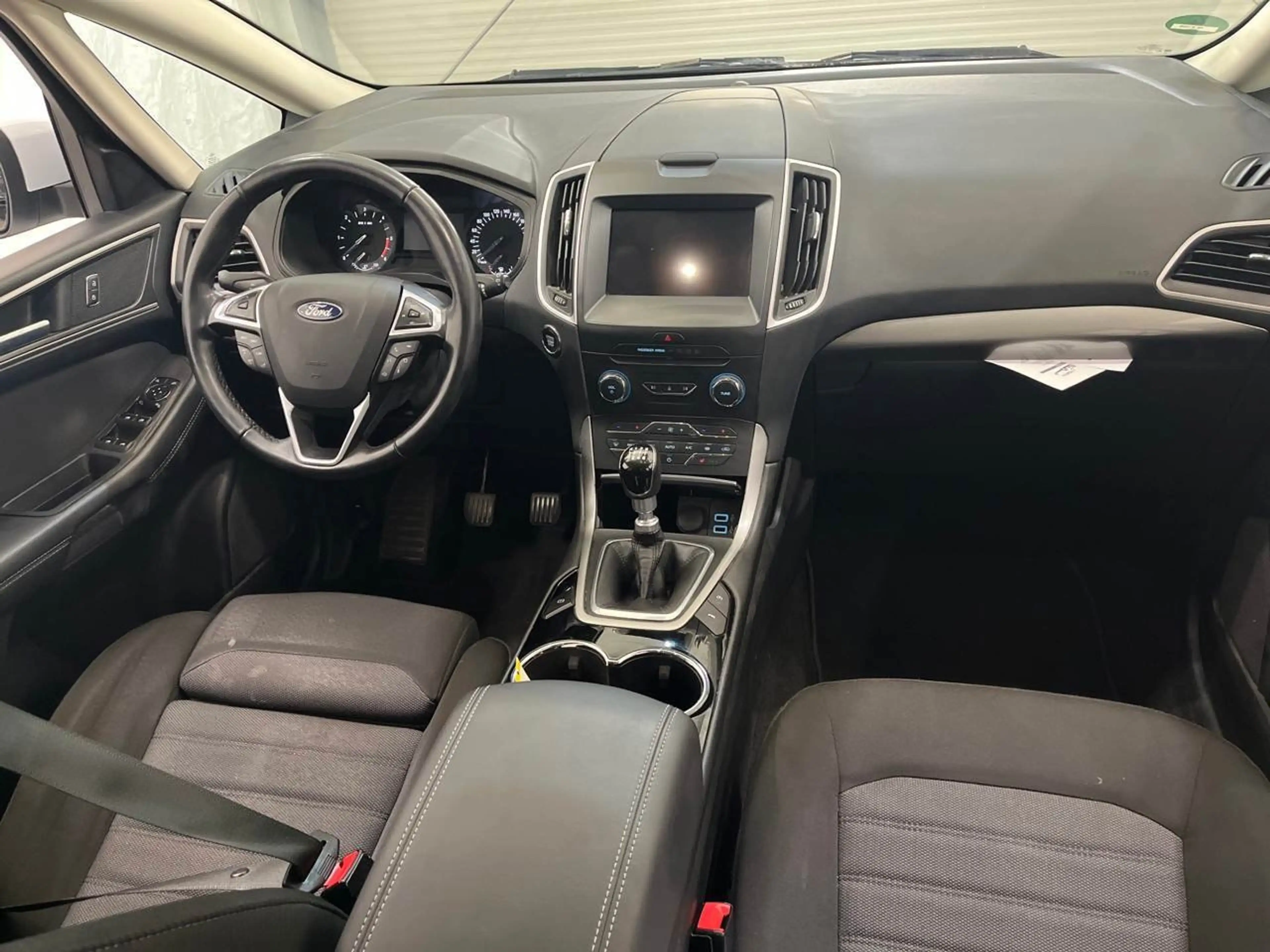 Ford S-Max 2.0 EcoBlue AHK SpoSi StHz BLIS Key — photo 7