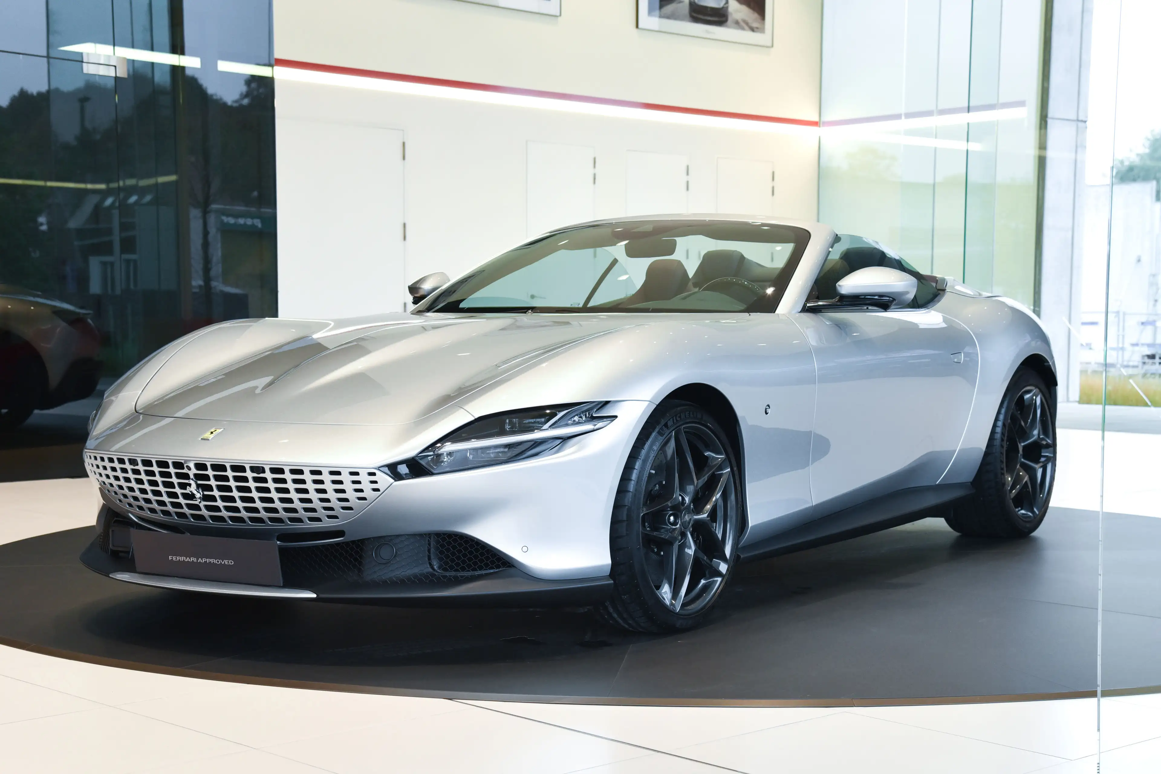 Ferrari Roma Roma Spider | NEW - no owner — photo 8