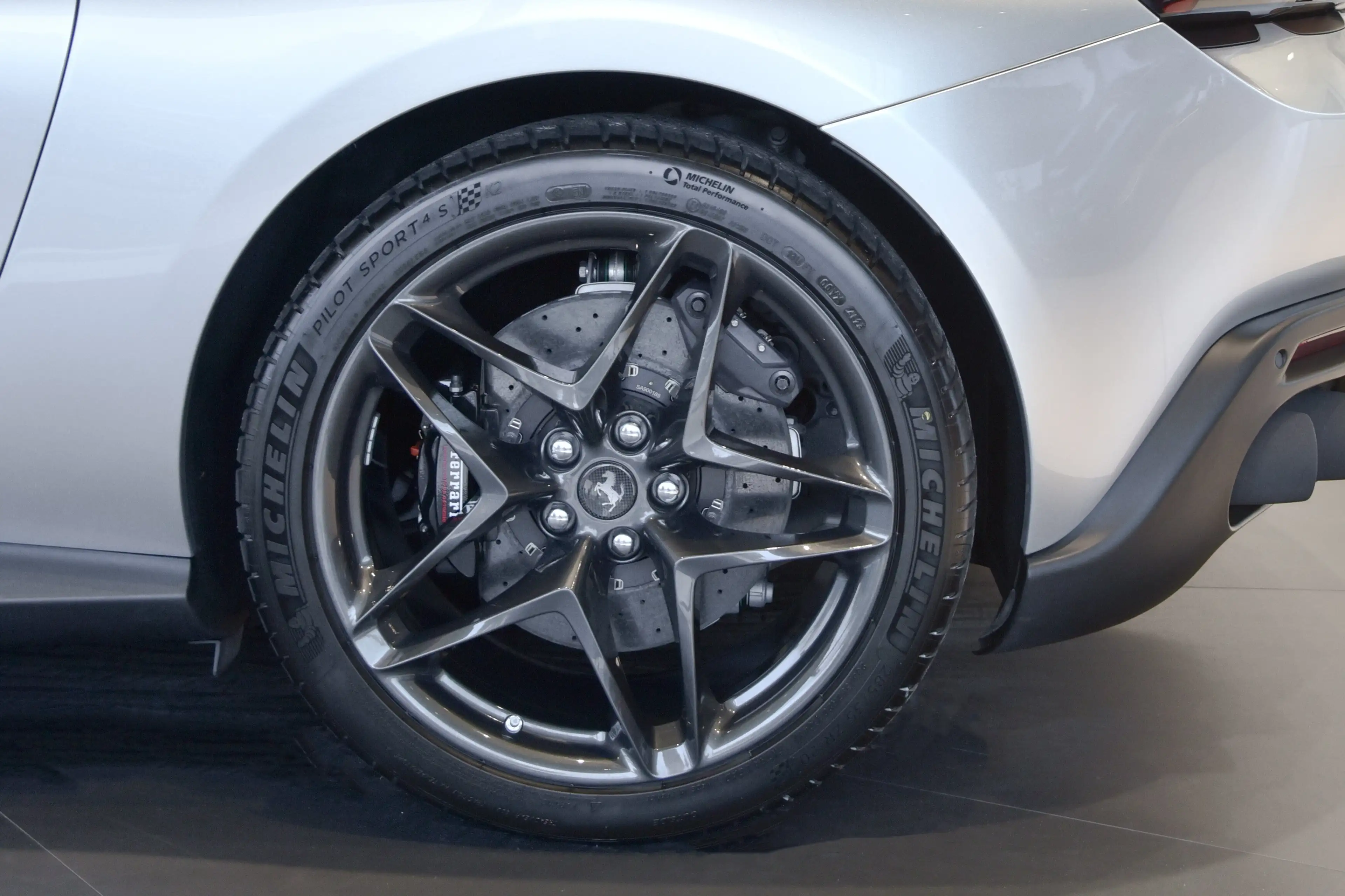 Ferrari Roma Roma Spider | NEW - no owner — photo 11