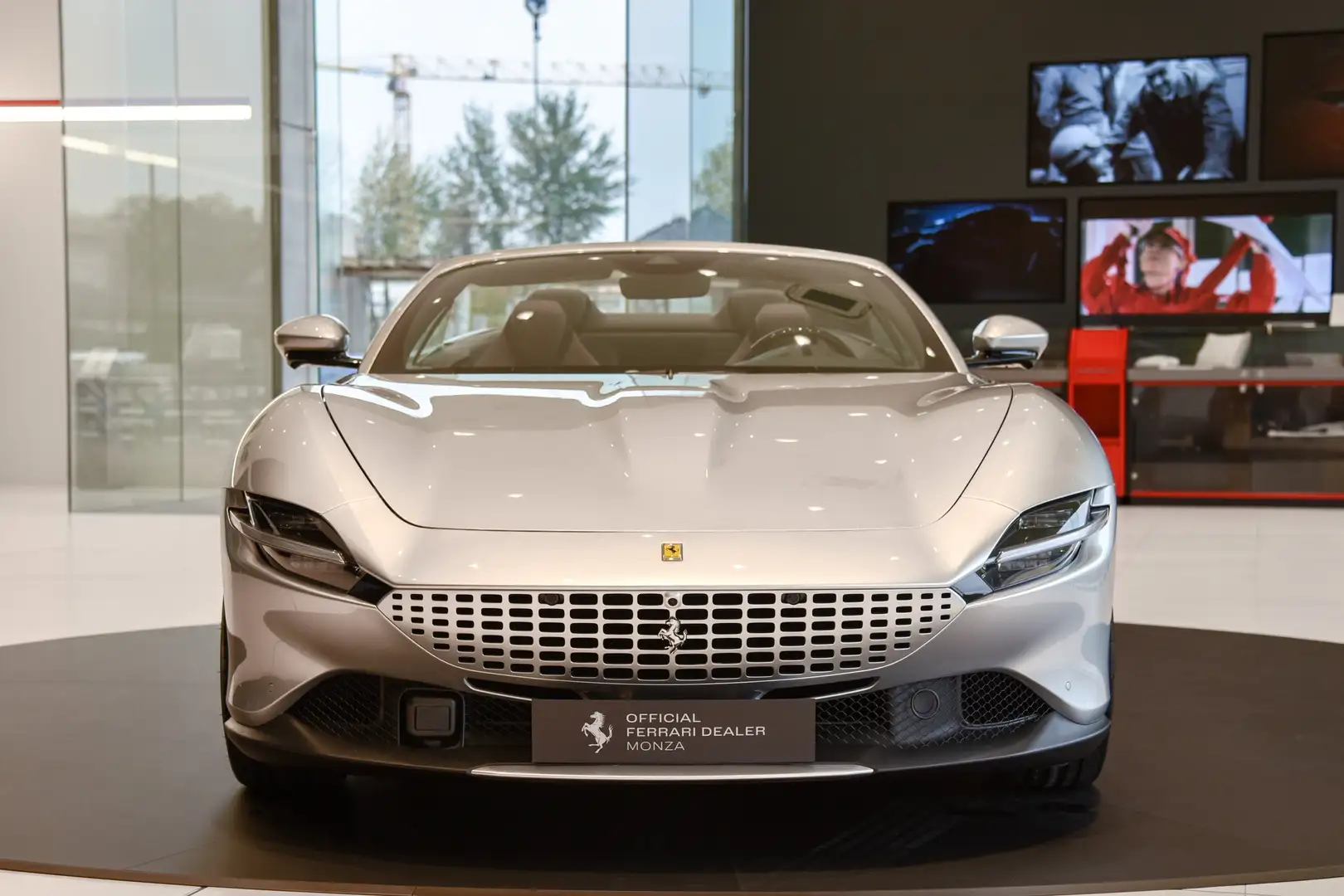 Ferrari Roma Roma Spider | NEW - no owner Zilver - 2