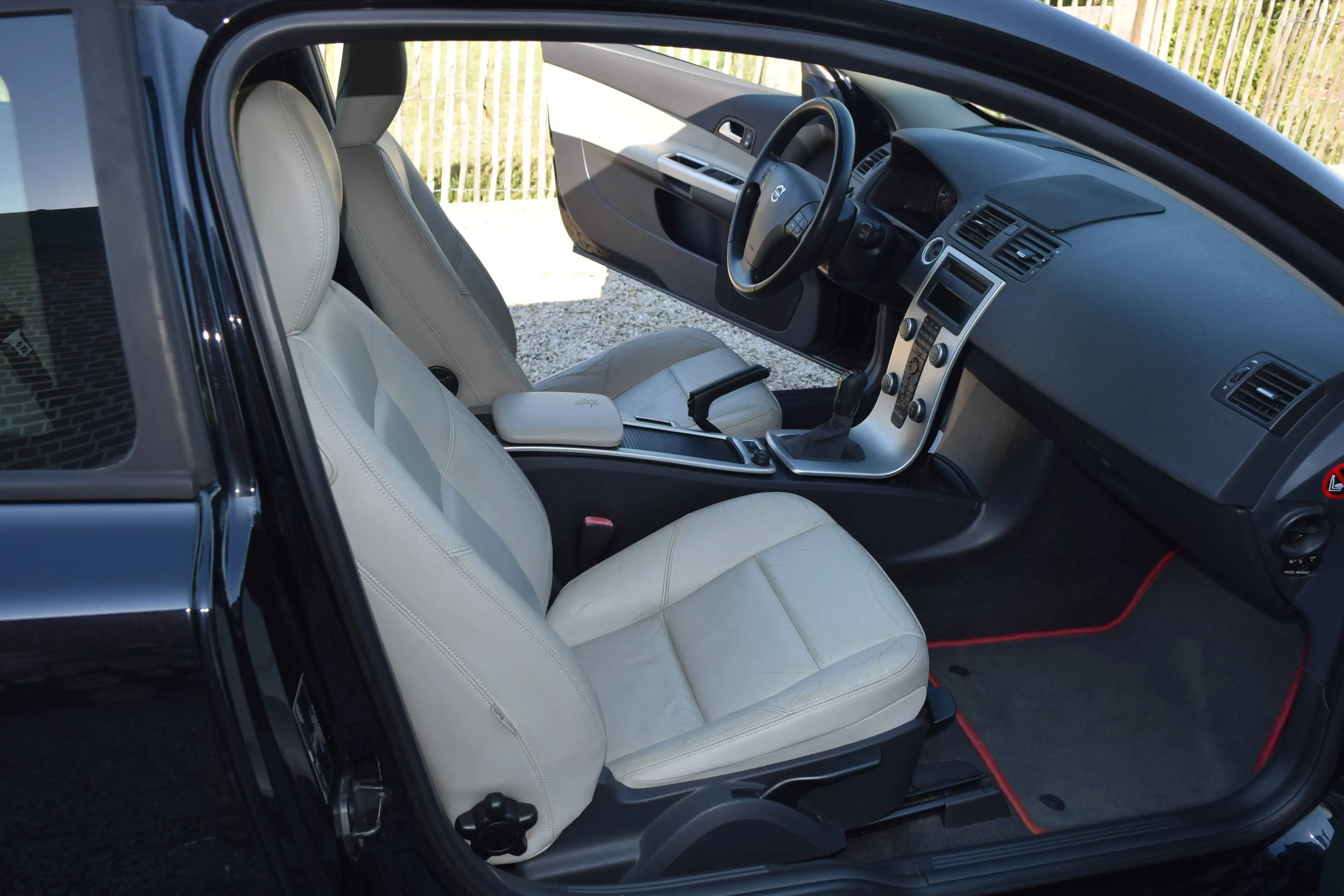 Volvo C30 1.6 D  - GARANTIE 12 MOIS - 154,47€/mois* - CUIR — photo 11