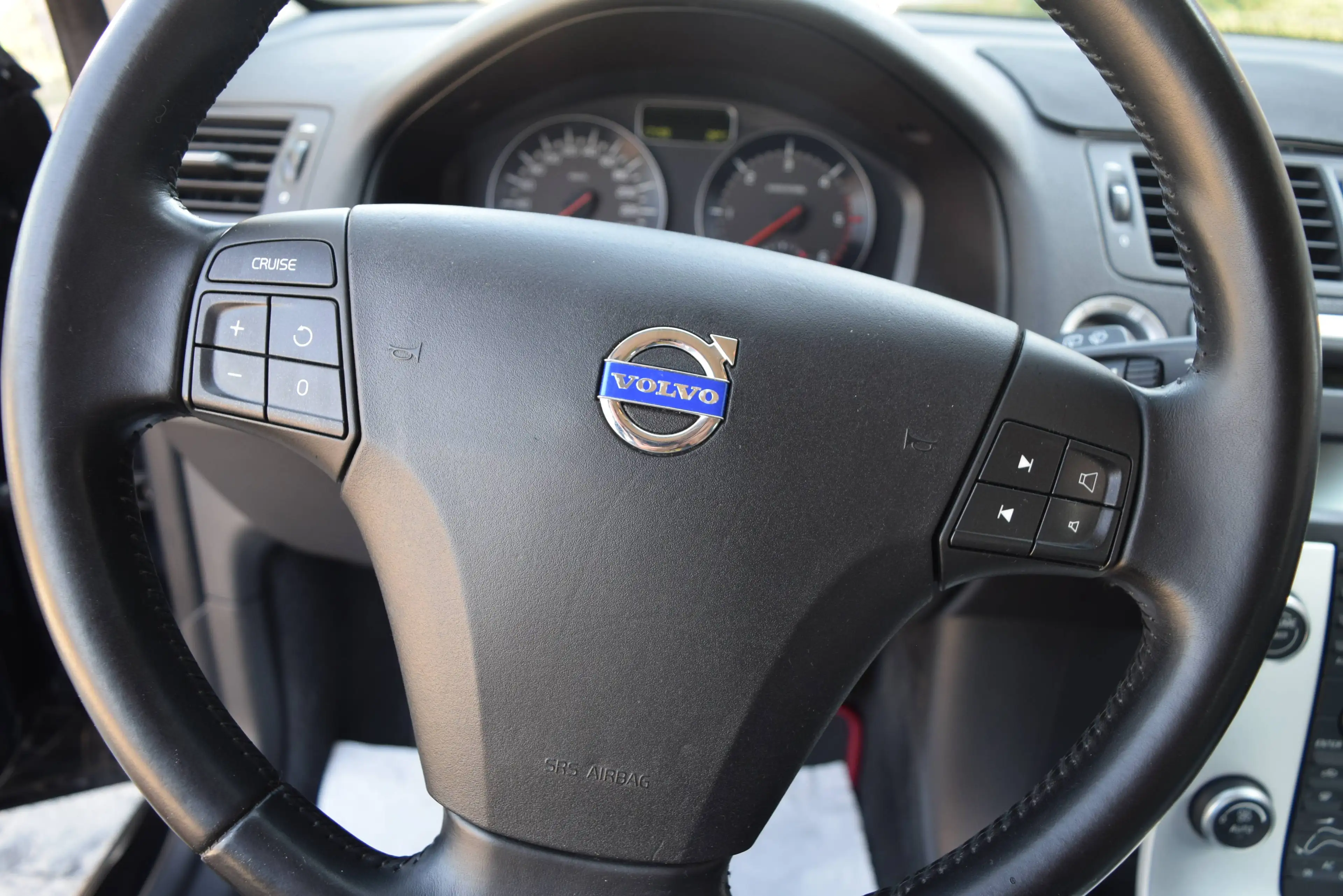 Volvo C30 1.6 D  - GARANTIE 12 MOIS - 154,47€/mois* - CUIR — photo 9