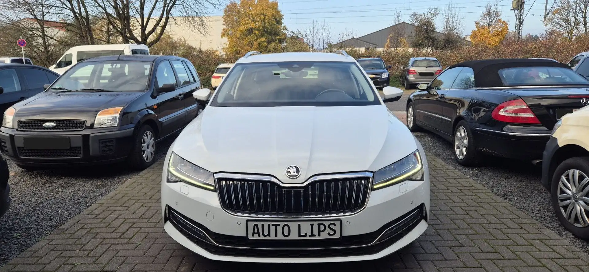 Skoda Superb Combi Style- STANDH.-KAMERA-AHK-KLIMA-PDC Weiß - 2