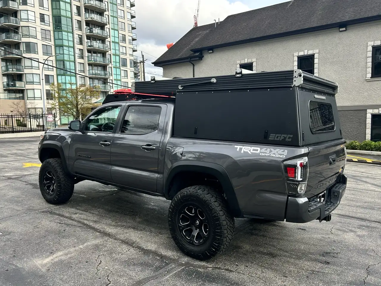 Toyota Tacoma снимка Toyota Tacoma