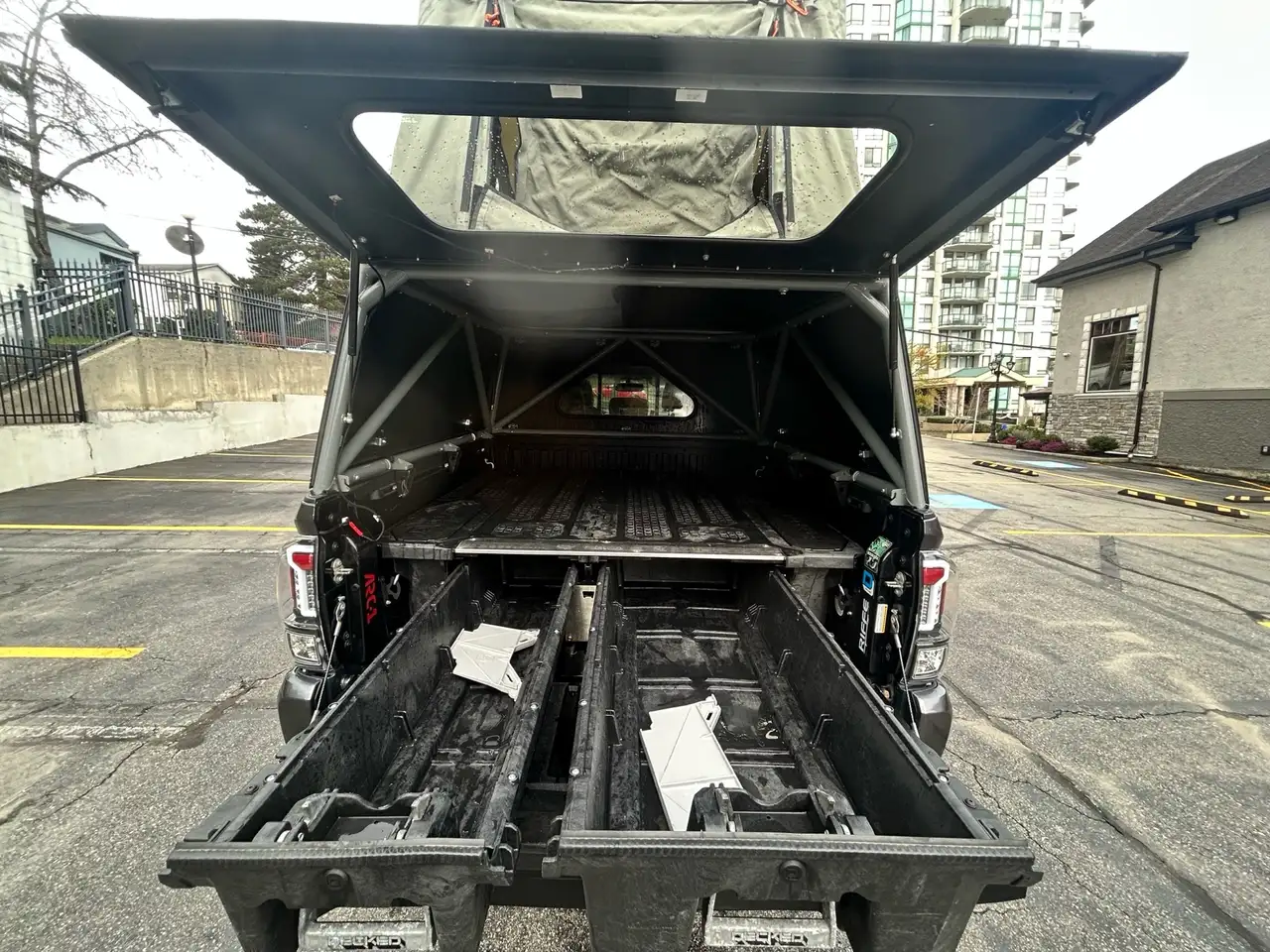 Toyota Tacoma снимка Toyota Tacoma