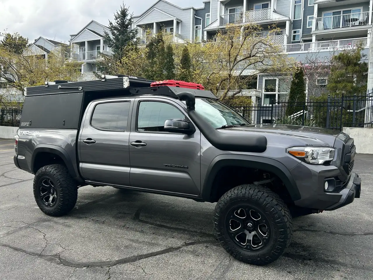 Toyota Tacoma снимка Toyota Tacoma