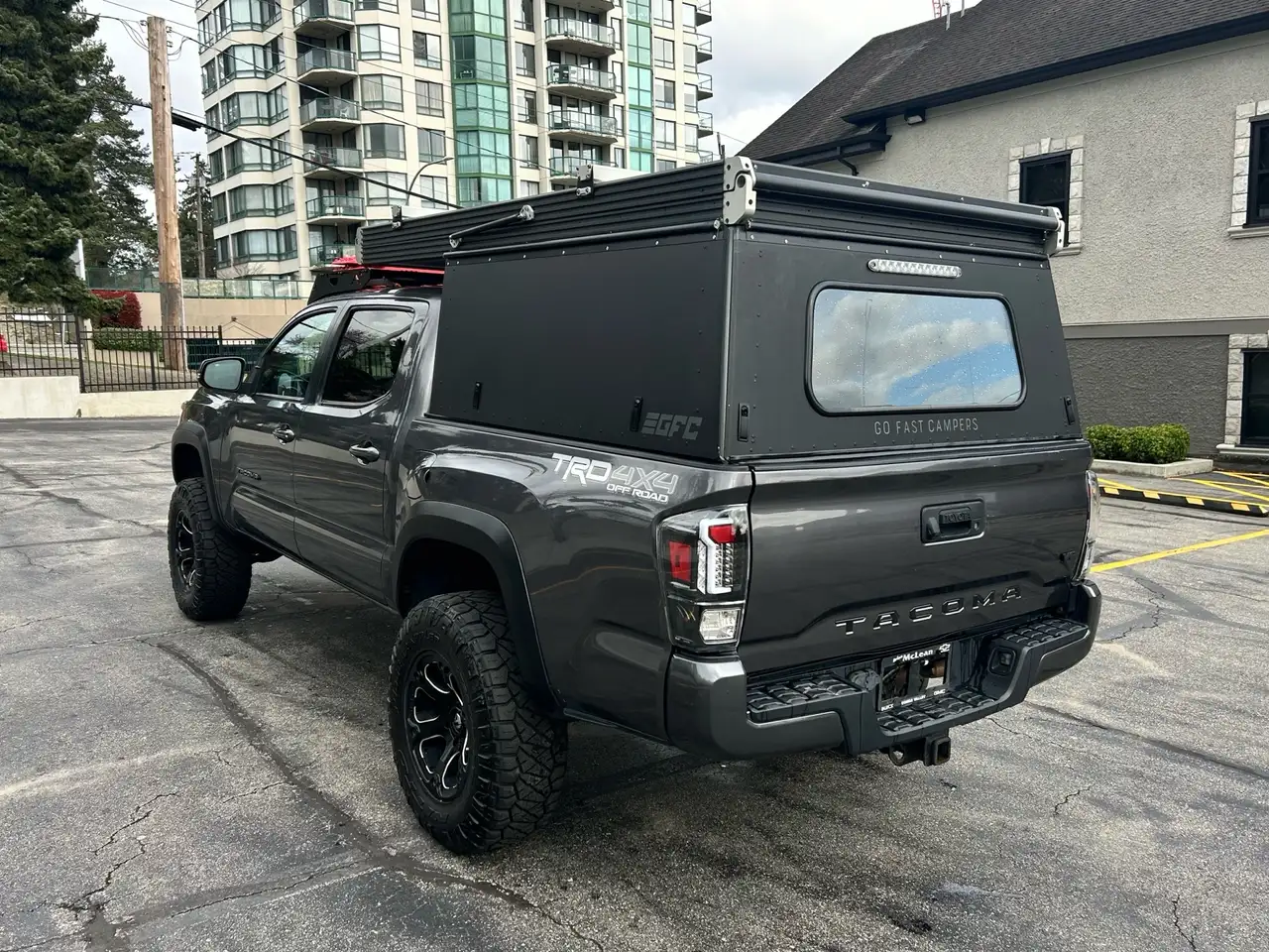 Toyota Tacoma снимка Toyota Tacoma