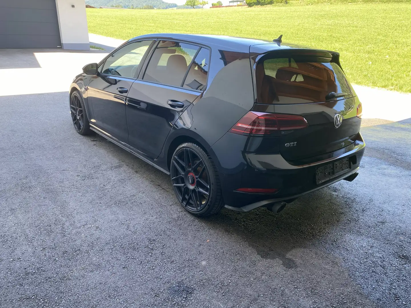 Volkswagen Golf GTI Golf GTI 2,0 TSI DSG GTI Schwarz - 2