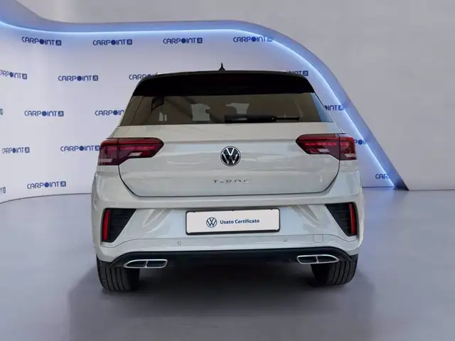 Volkswagen T-Roc view 5
