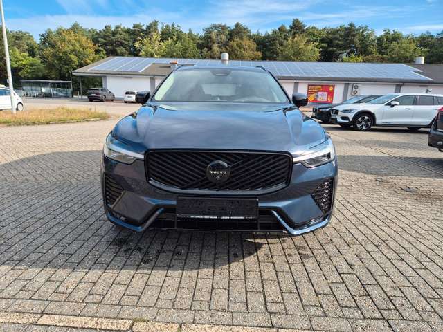 Volvo XC60 Ultra Dark AWD B5/Massage/B&W/Akustik