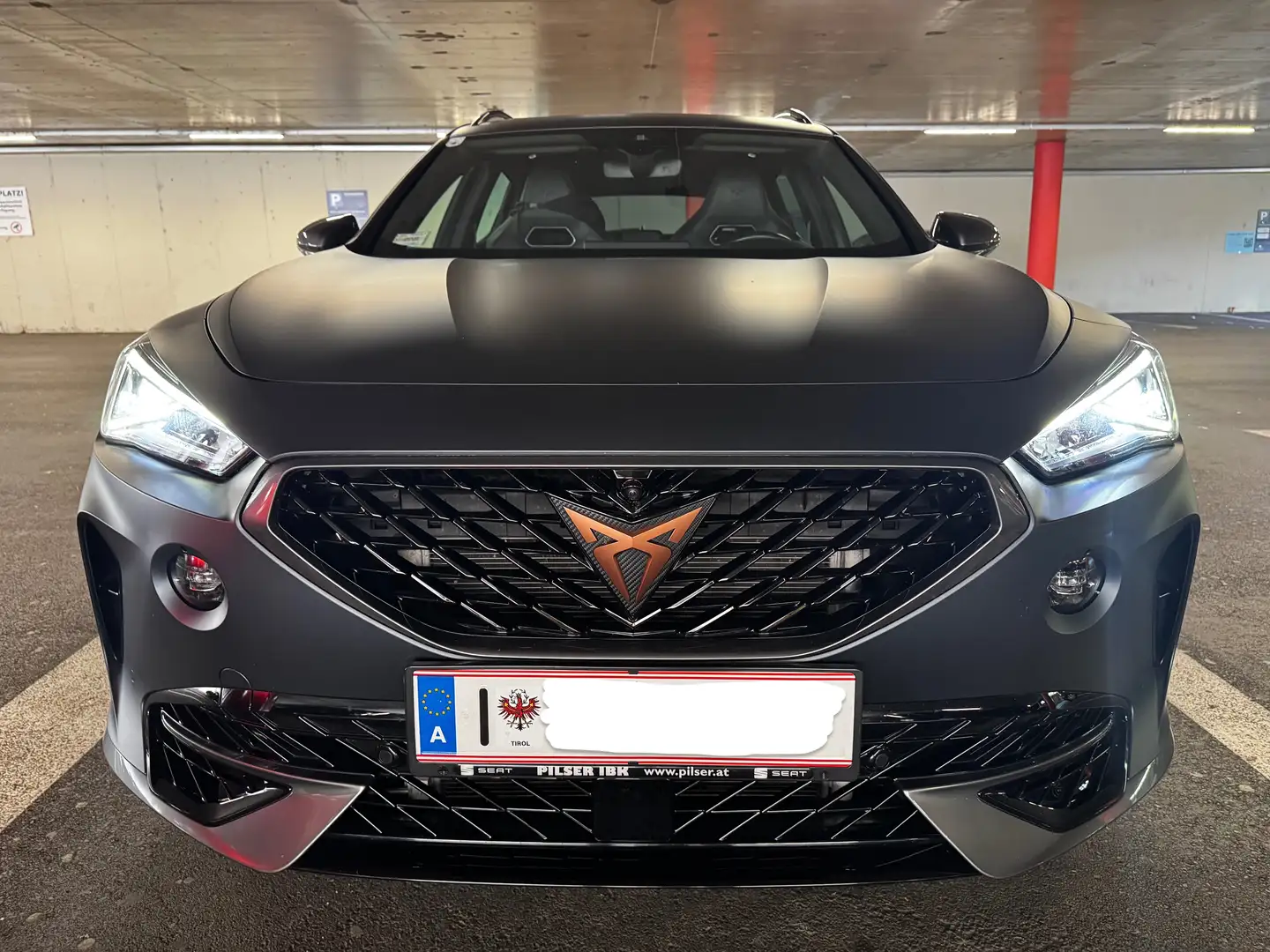 CUPRA Formentor VZ 310PS Allrad, matt grau, *TOP Zustand Garantie* Grau - 2