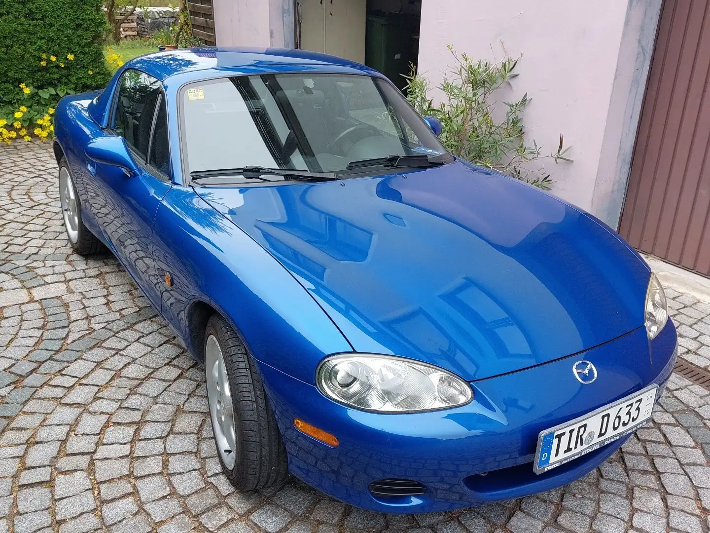 Mazda MX-5 1.6i 16V Blau - 1