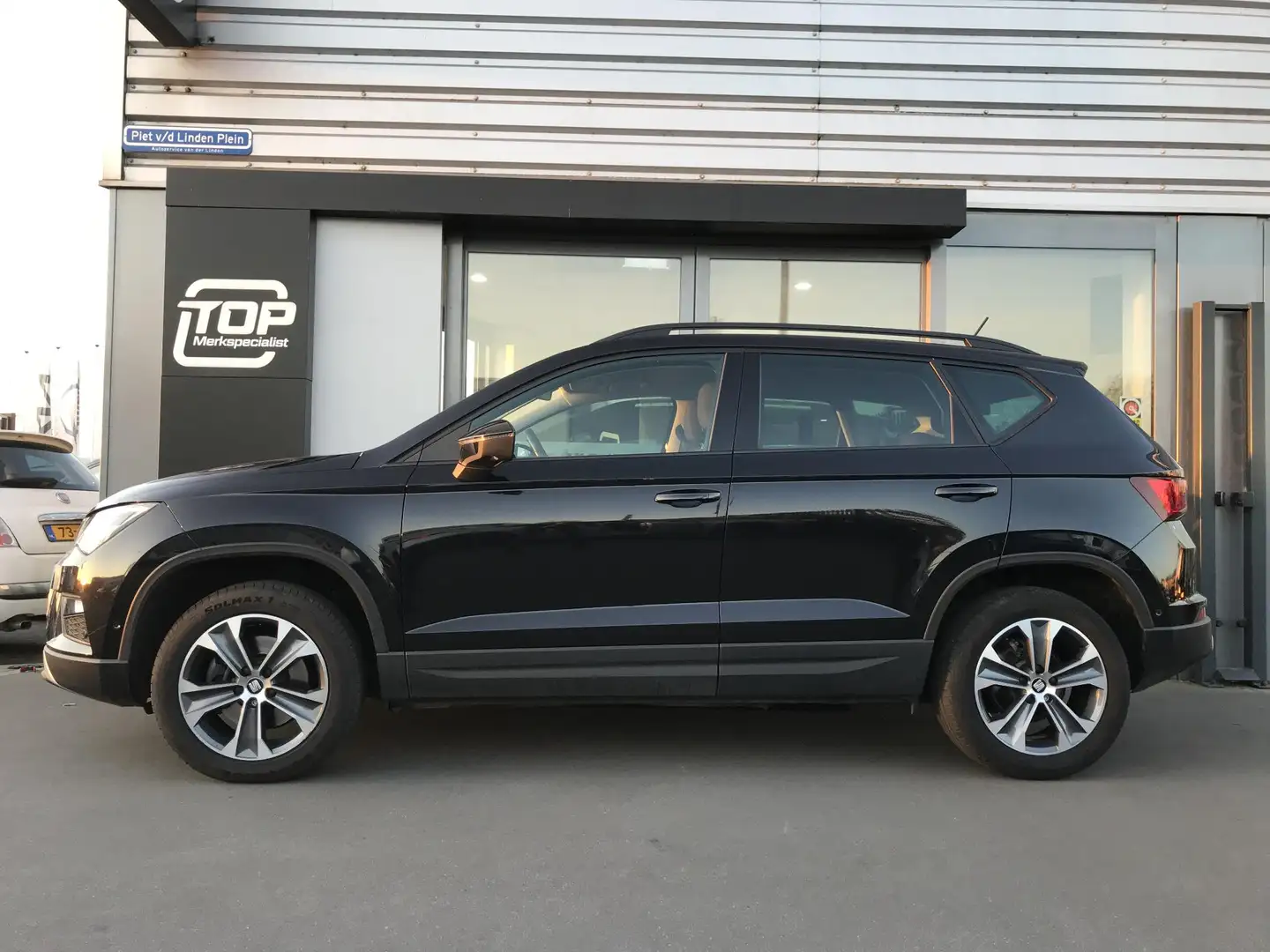 SEAT Ateca 1.4 EcoTSI Style Navi Automaat Zwart - 2