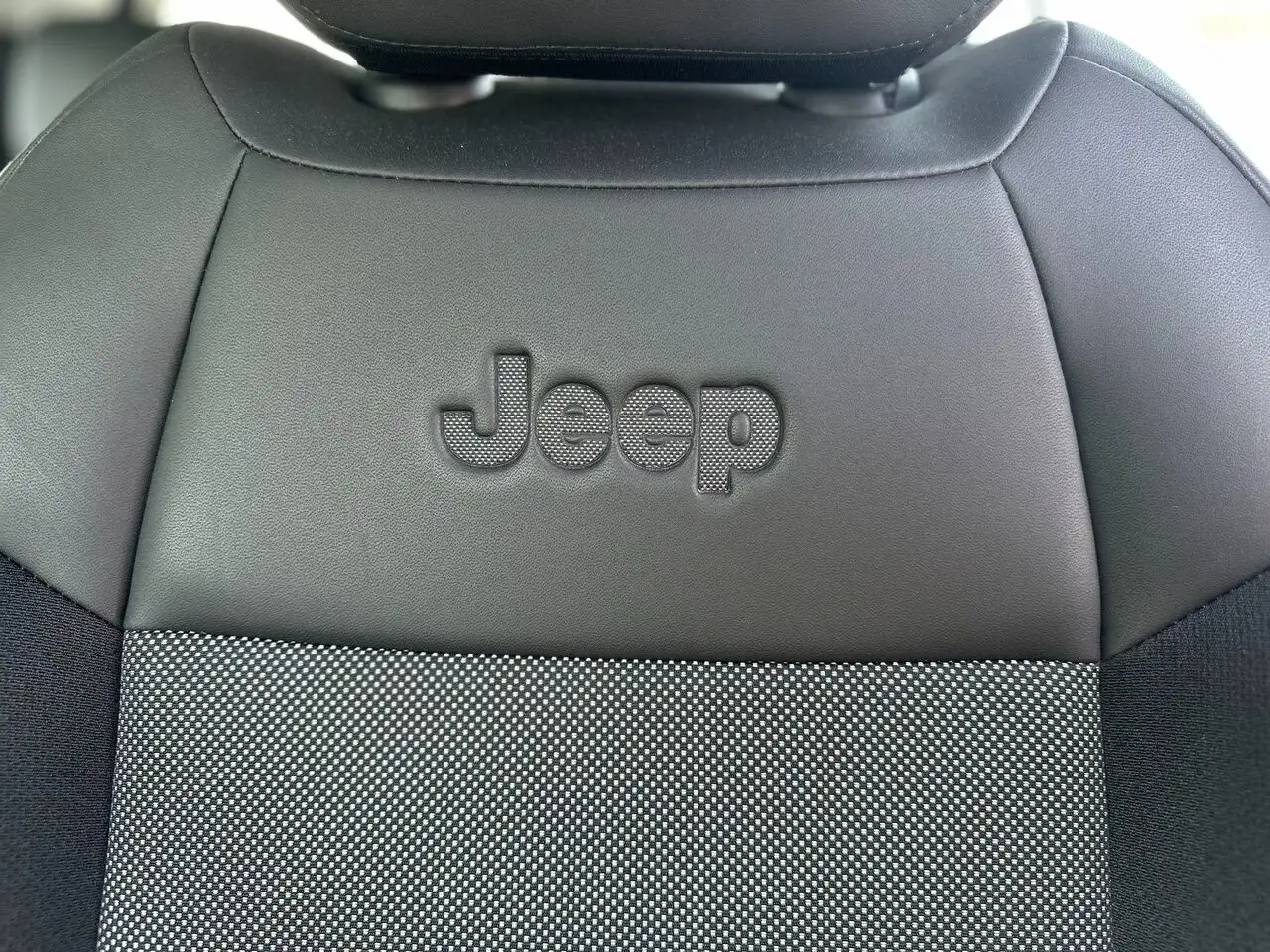 Jeep Avenger 1.2 Turbo Altitude 10