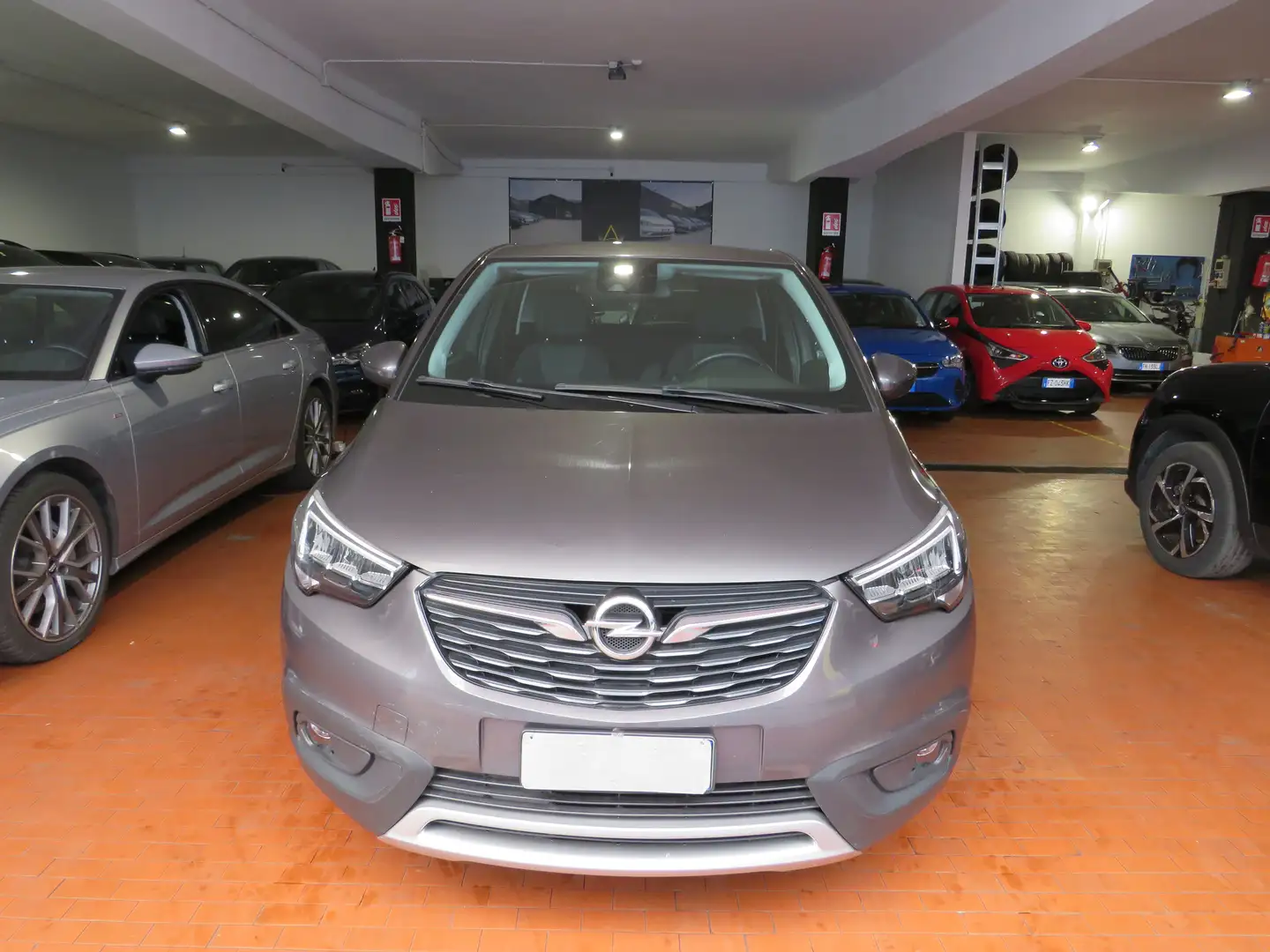 Opel Crossland X 1.2 Innovation 83cv my18.5 * PREZZO REALE * Gris - 2