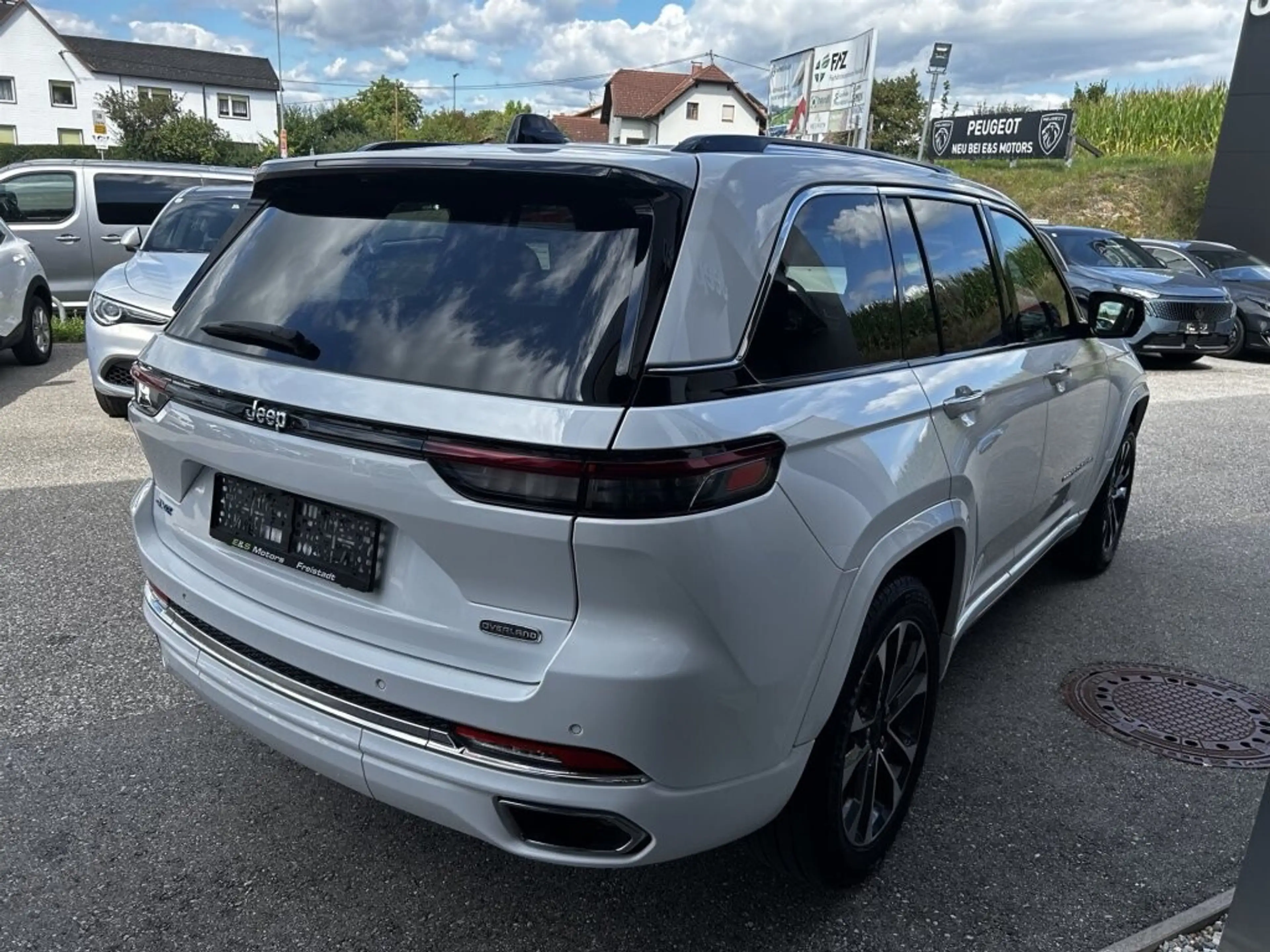 Jeep Grand Cherokee 2.0 PHEV 13,3kWh 380 PS AT 4xe Overland — photo 4