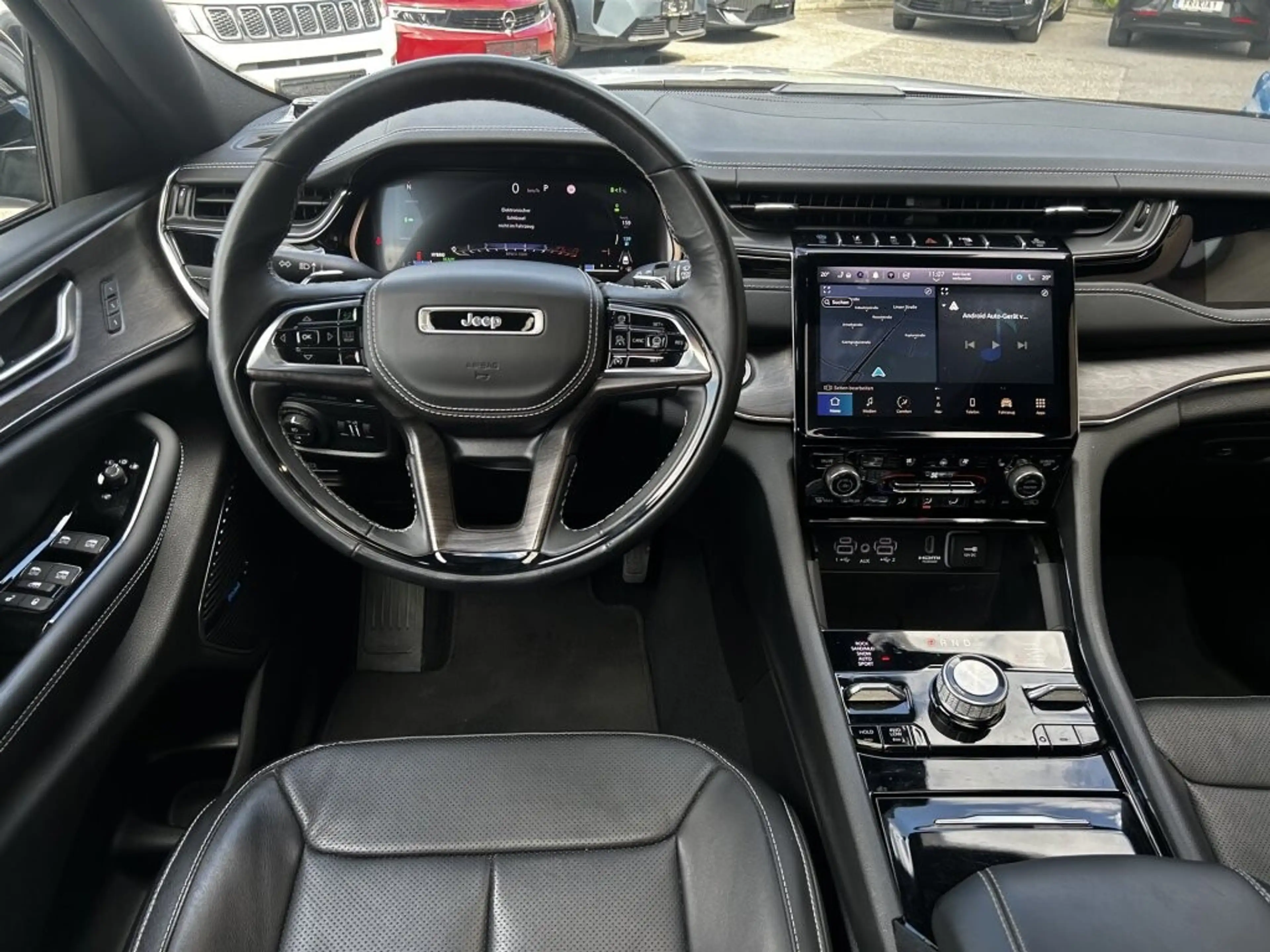 Jeep Grand Cherokee 2.0 PHEV 13,3kWh 380 PS AT 4xe Overland — photo 8