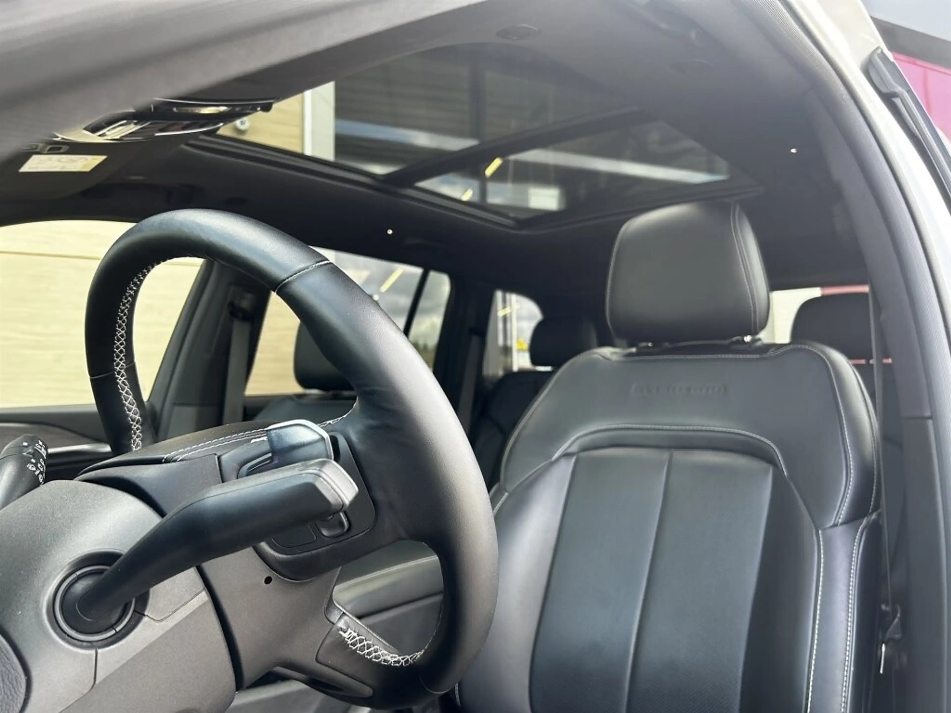 Jeep Grand Cherokee 2.0 PHEV 13,3kWh 380 PS AT 4xe Overland — photo 13