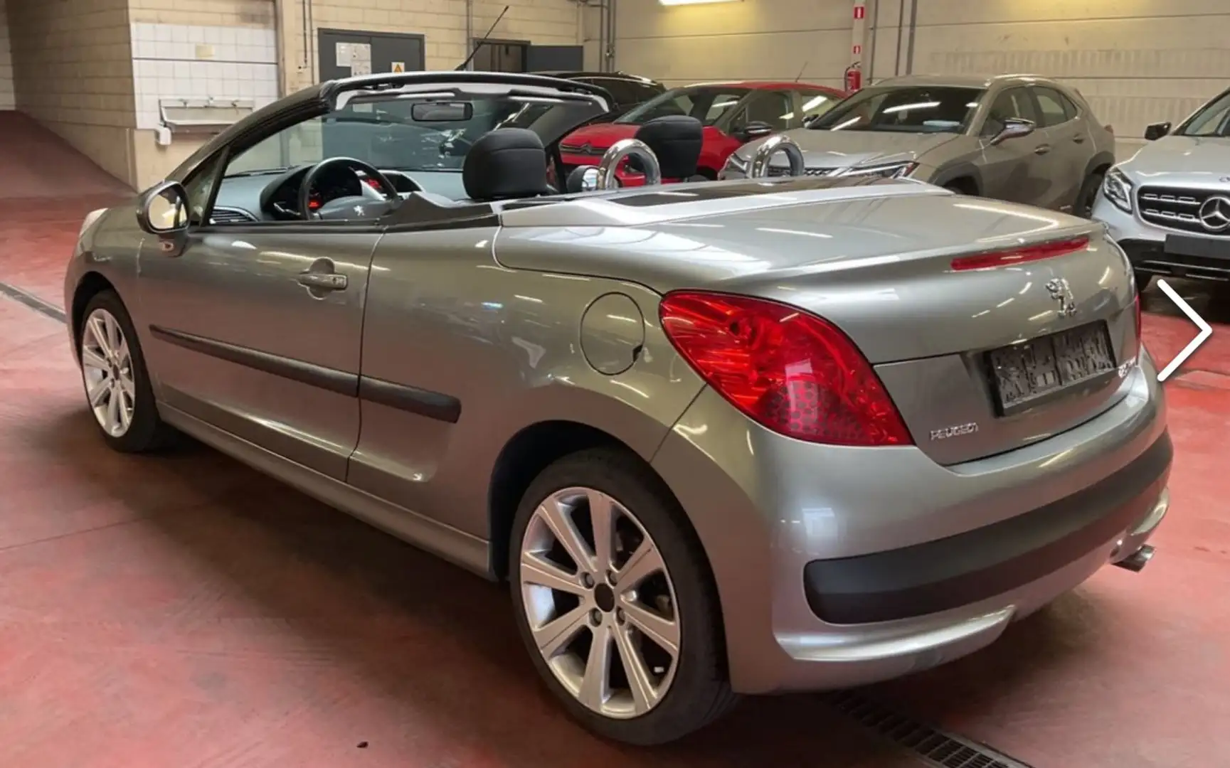 Peugeot 207 207 CC 1.6i Filou Grijs - 2