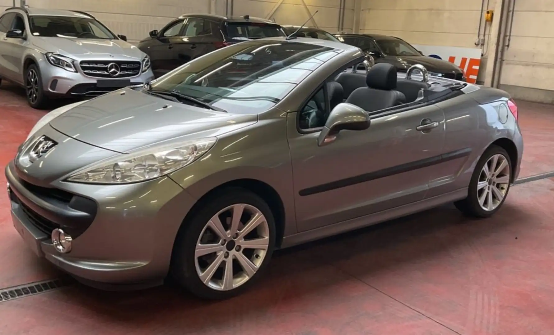 Peugeot 207 207 CC 1.6i Filou Grijs - 1