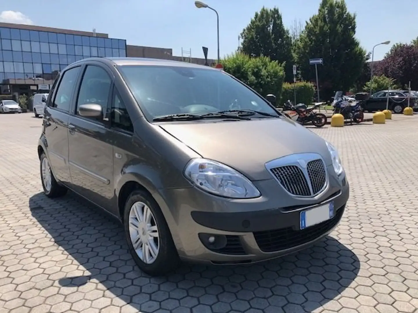 Lancia MUSA 1.4 16v Platino  *OK NEOPATENTATI* Grigio - 2
