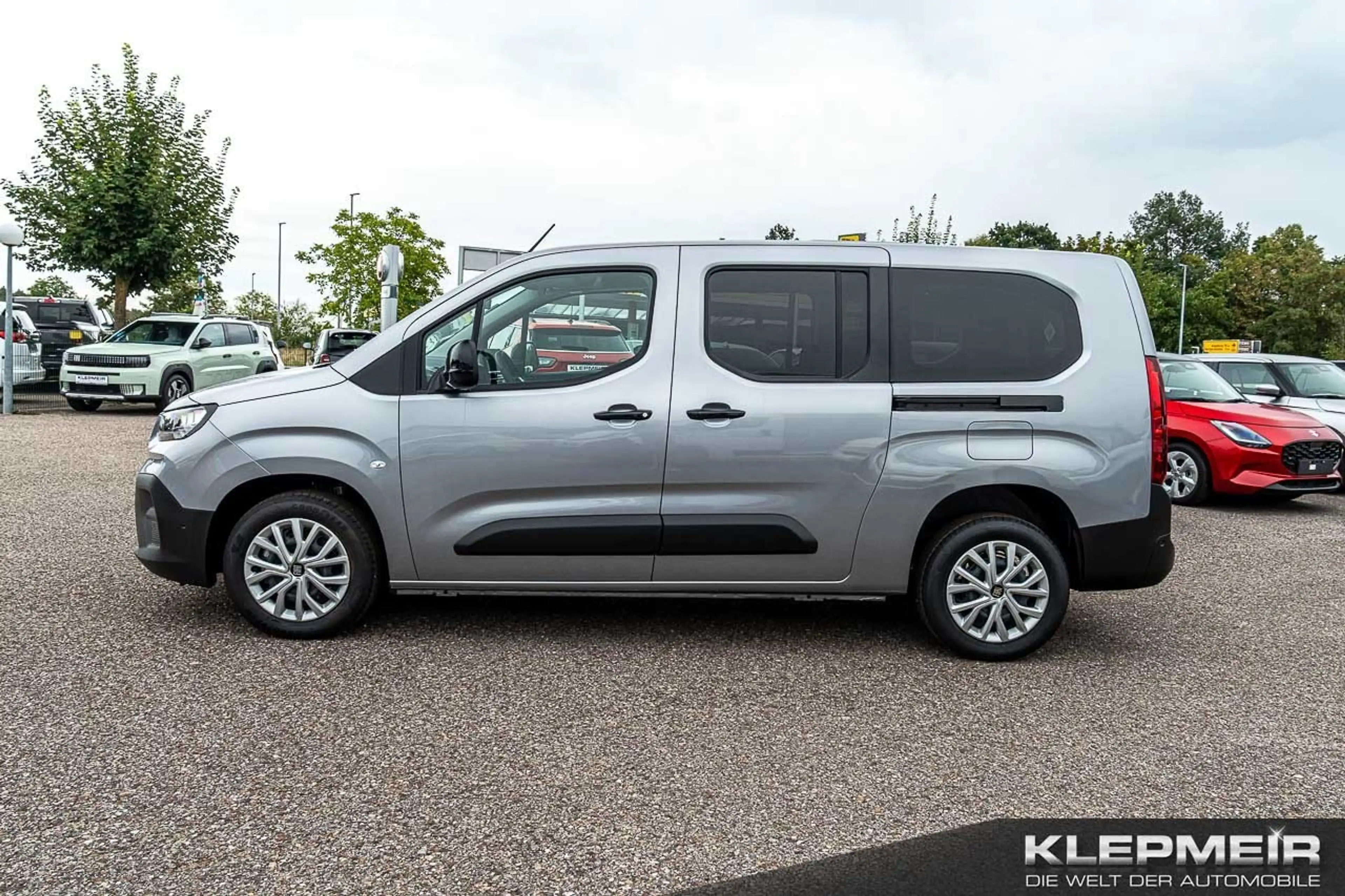 Fiat Doblo XL Kombi 131 AT8 Goods Transport — photo 8