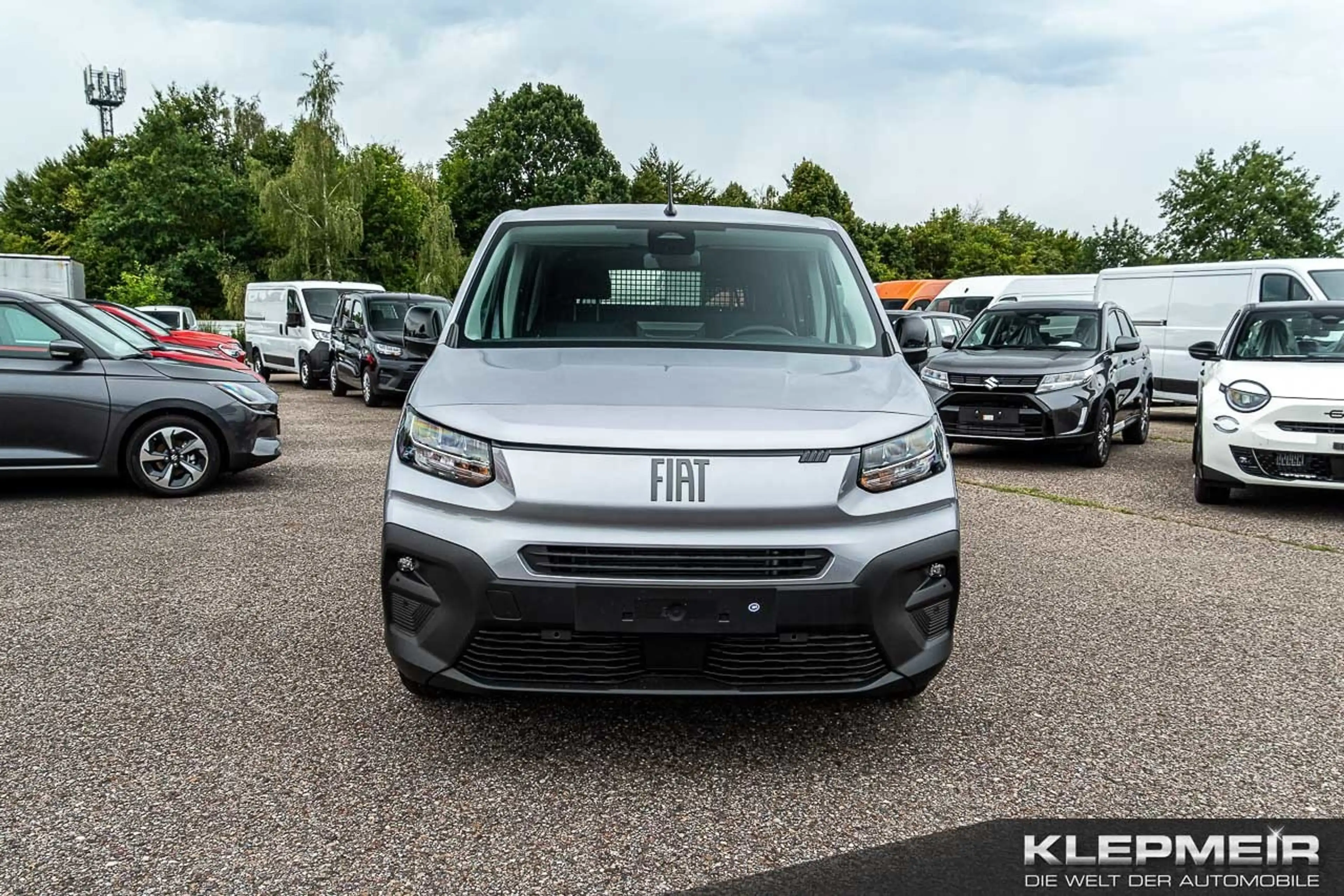 Fiat Doblo XL Kombi 131 AT8 Goods Transport — photo 2