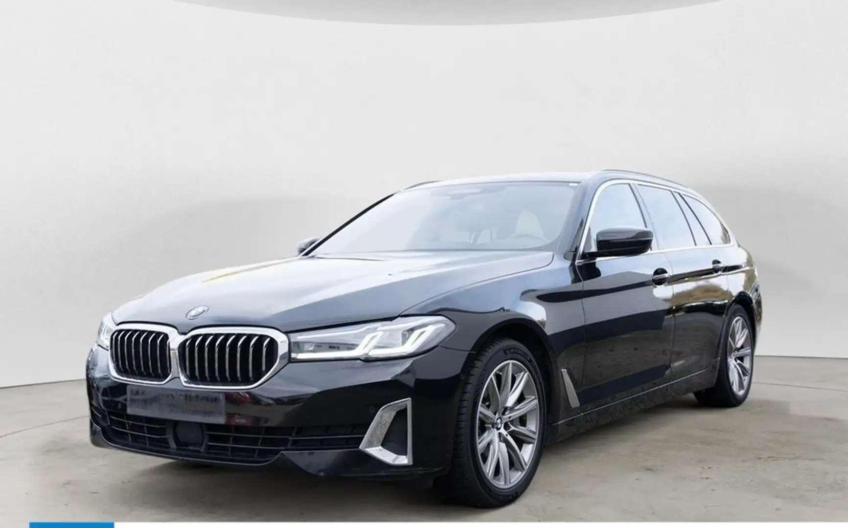 BMW 530 5 Touring 530 d xDrive Luxury Line Schwarz - 1