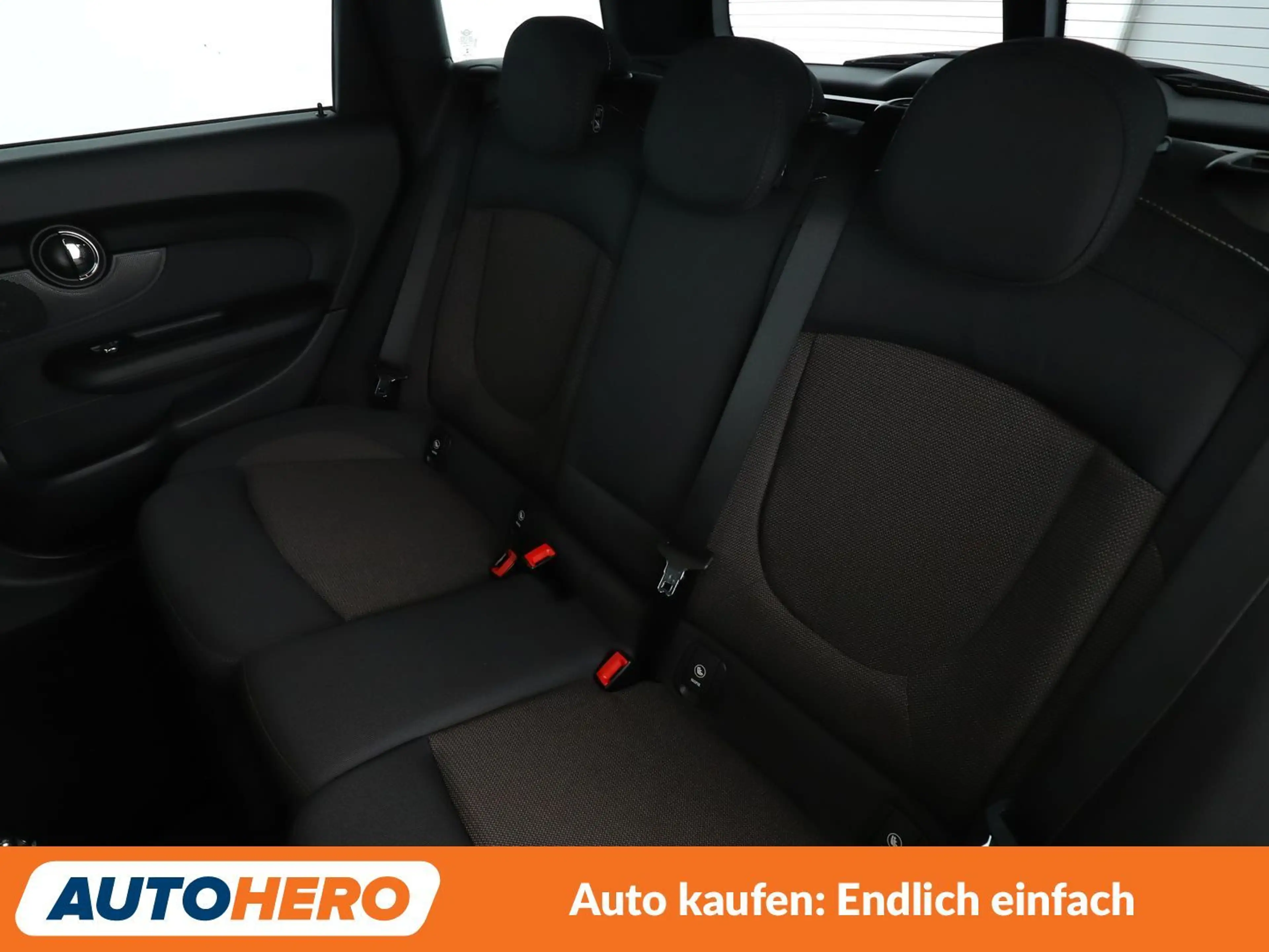 MINI One Clubman One Aut.*TEMPO*PDC*SHZ*ALU*KLIMA* — photo 14