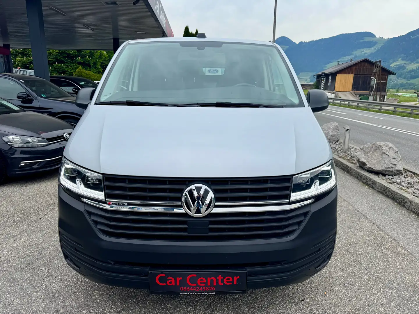 Volkswagen T6.1 Transporter 2.0 TDI lang 4MOTION LED, Navi, 1.Besitz Argento - 2