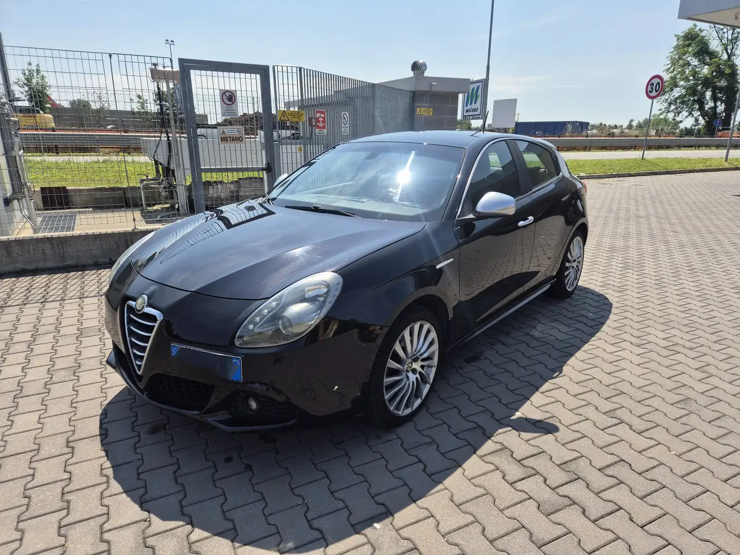 Alfa Romeo Giulietta 2.0 jtdm(2) Distinctive 170cv Nero - 1