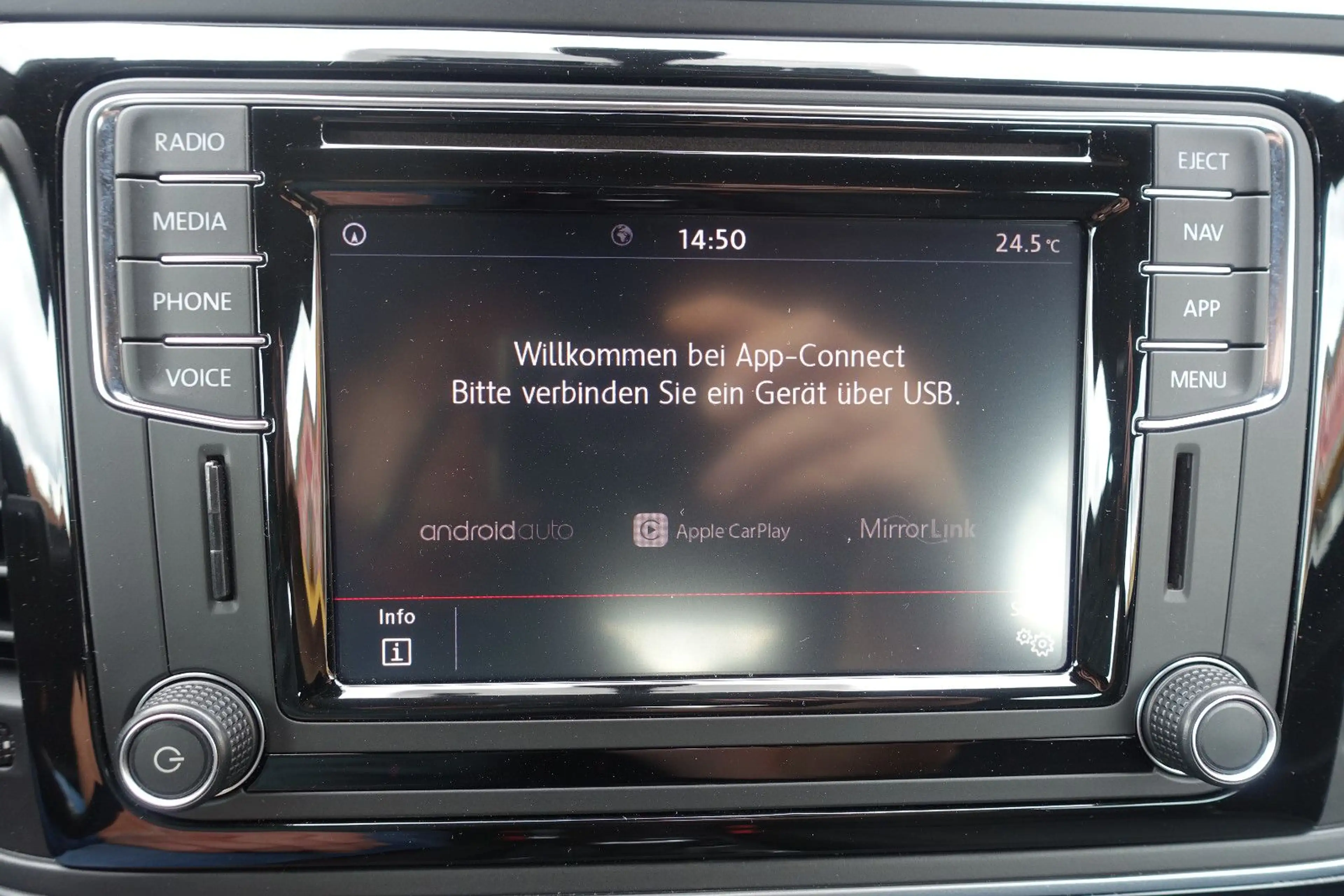 Volkswagen Beetle Cabriolet Design*Bi-Xenon*Navi*Kamera*1Hd — photo 25
