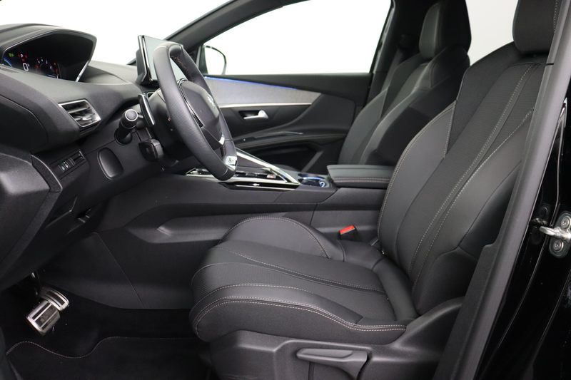 Peugeot 5008 1.2i EAT8 GT-LINE + A/T + 7PL. + GPS + CARPLAY + C — photo 10