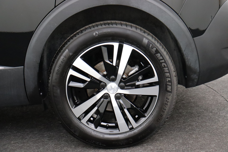 Peugeot 5008 1.2i EAT8 GT-LINE + A/T + 7PL. + GPS + CARPLAY + C — photo 15