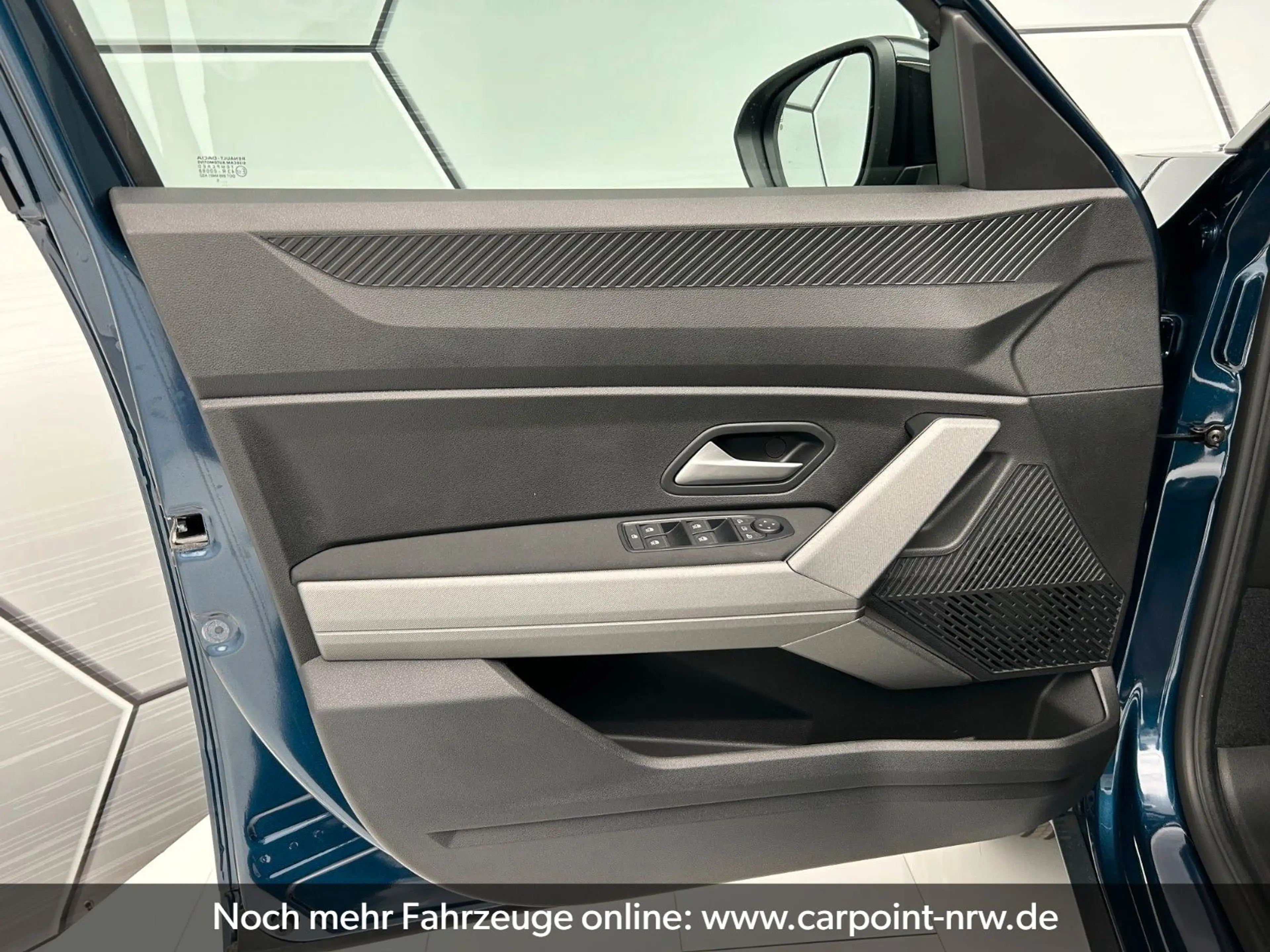 Dacia Bigster Hybrid 155  Journey City /Winter-Plus — photo 4
