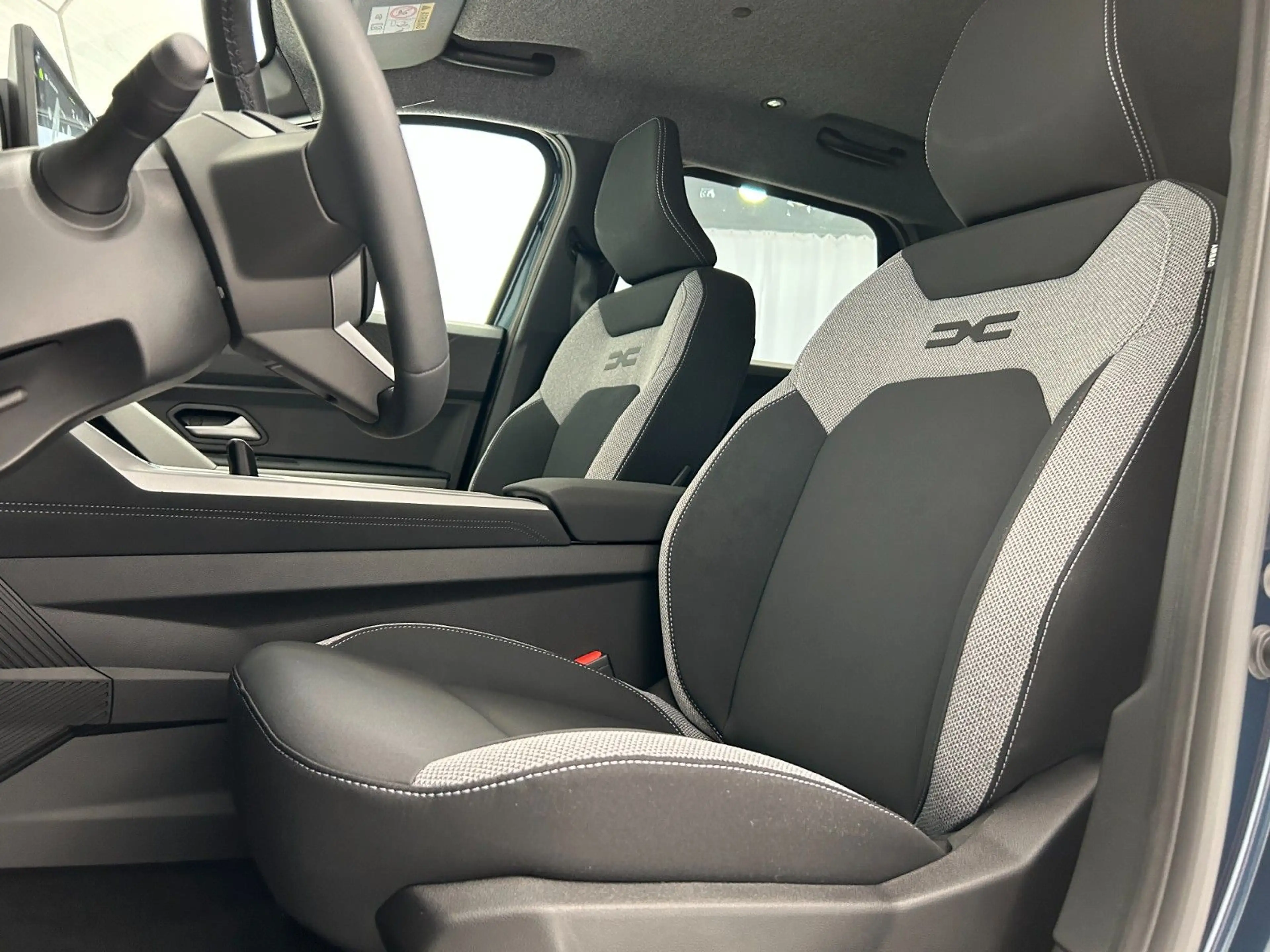 Dacia Bigster Hybrid 155  Journey City /Winter-Plus — photo 7
